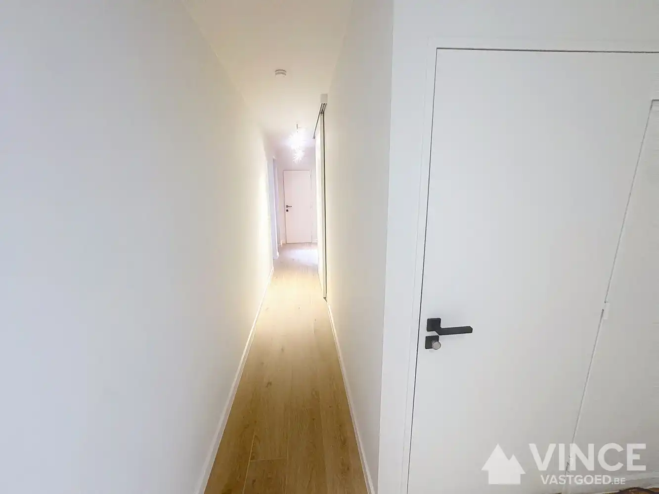 Volledig vernieuwd appartement met 3 slaapkamers foto 7
