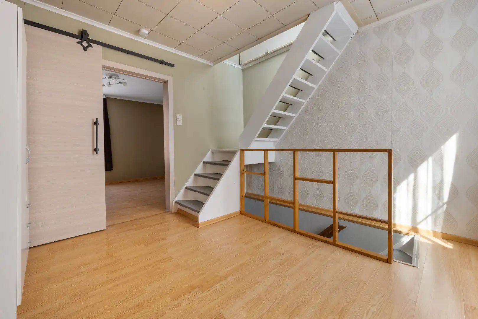 Instapklare gerenoveerde stadswoning met gunstig EPC foto 6