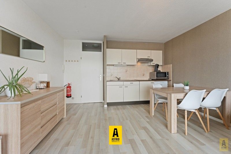 Leuke studio met zeezicht! foto 6