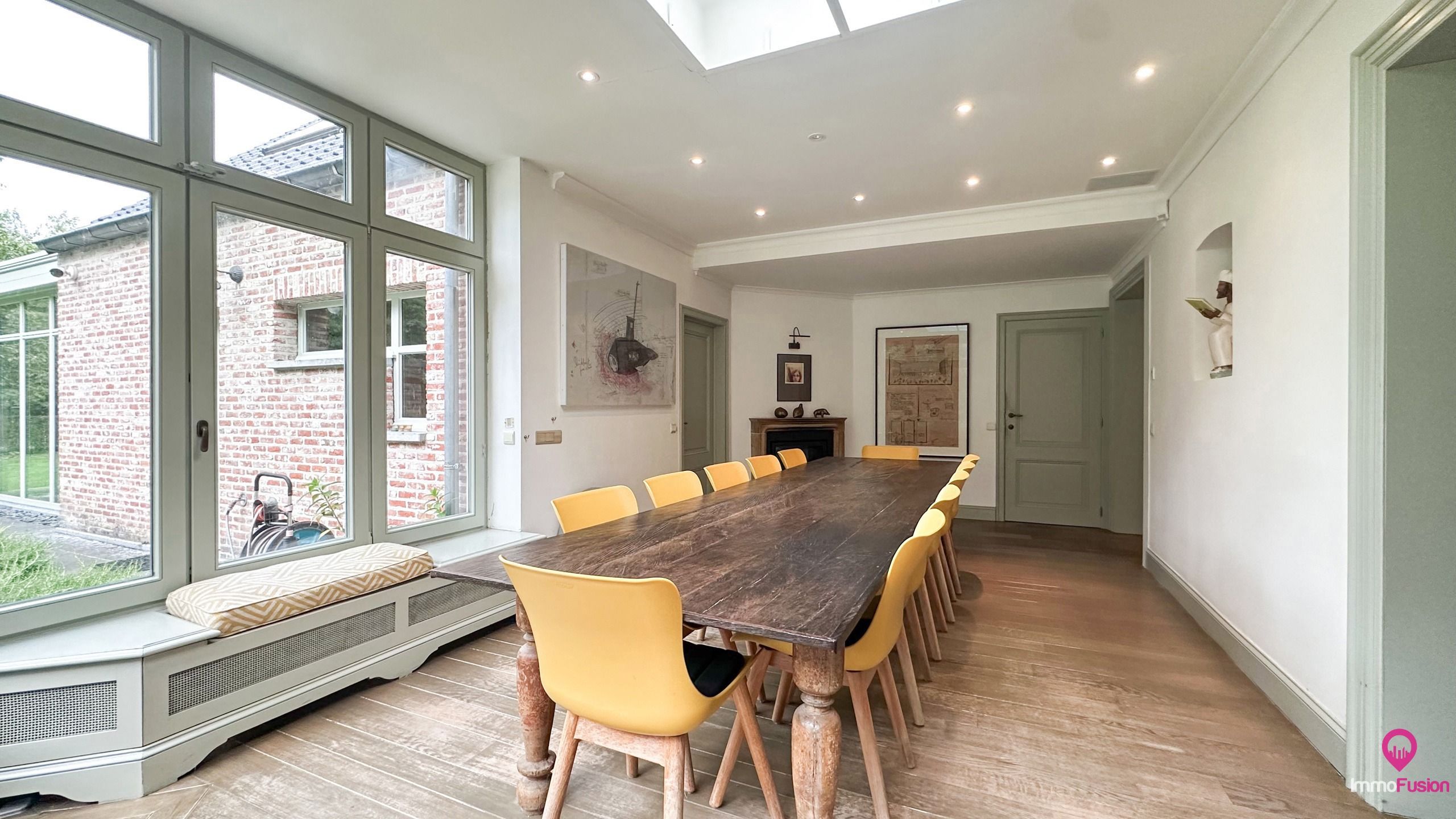 Uitzonderlijk gelegen villa met 5 slpks + zwembad op 1,97ha! foto 19