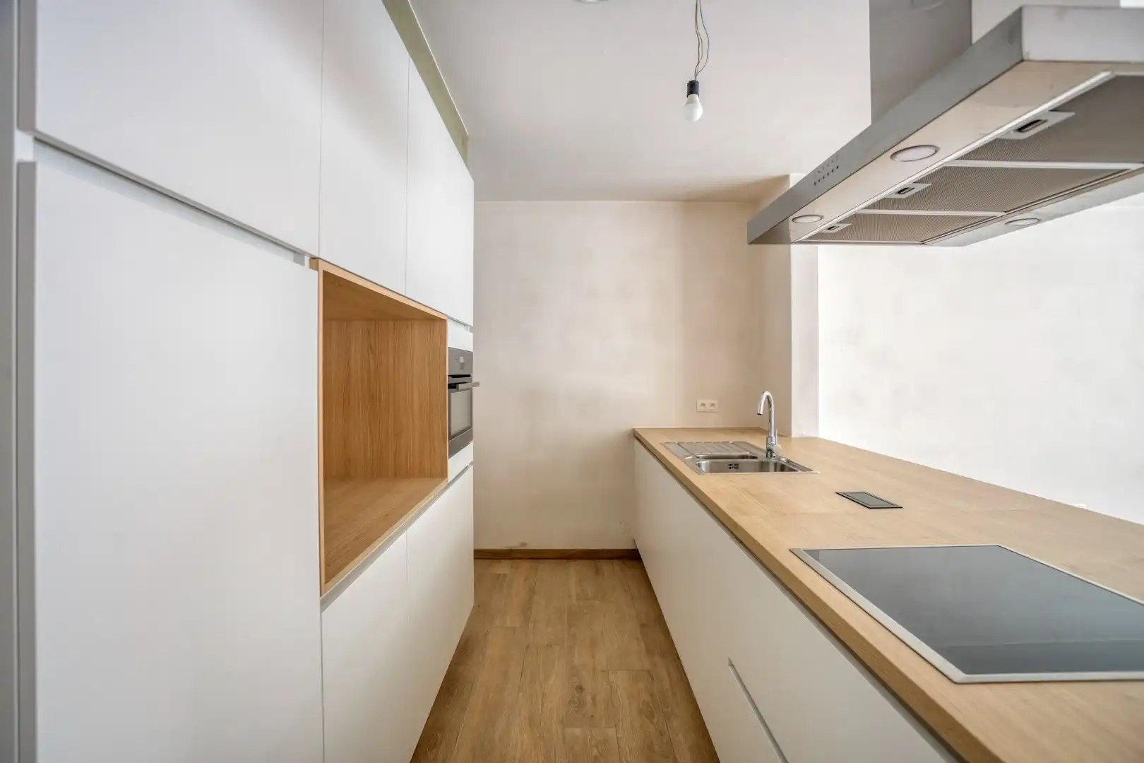 LOOP EENS BINNEN OP VRIJDAG 10 APRIL: RUIME NIEUWBOUWWONING - 6% BTW foto 6