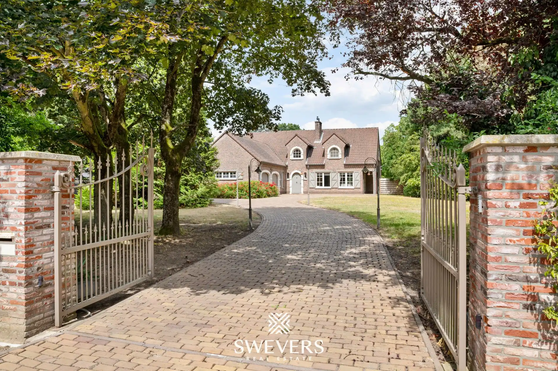Landelijk wonen in alle luxe op een uniek domein in Koersel foto 2