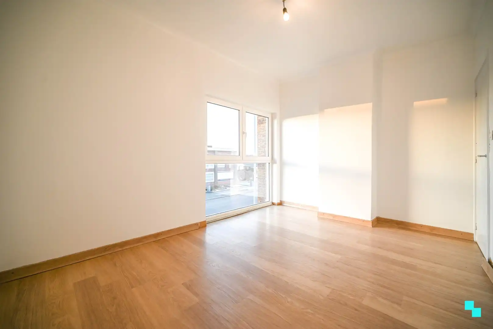 Ééngezinswoning in het hartje van Oostrozebeke foto 25