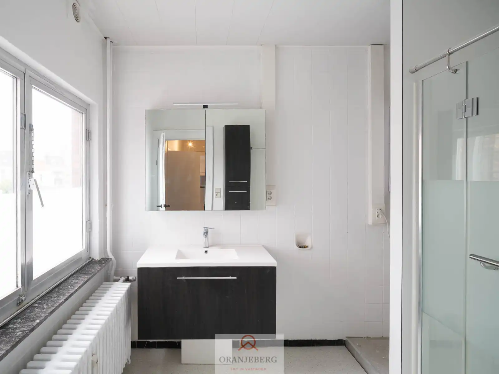 Ruim 2 slpk-appartement aan station Gent-Sint-Pieters foto 15