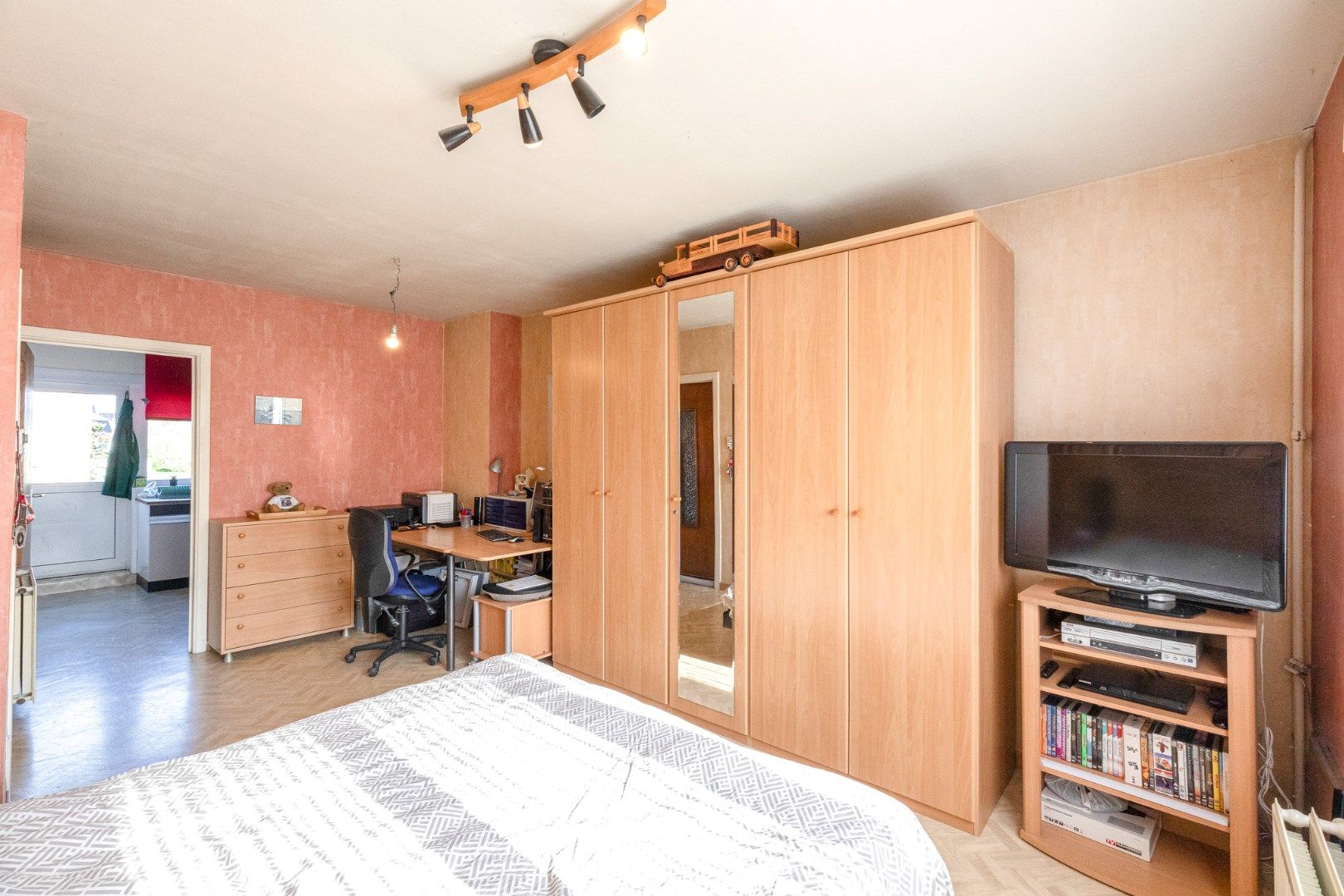 Rijwoning met garage in hartje Zeebrugge foto 15