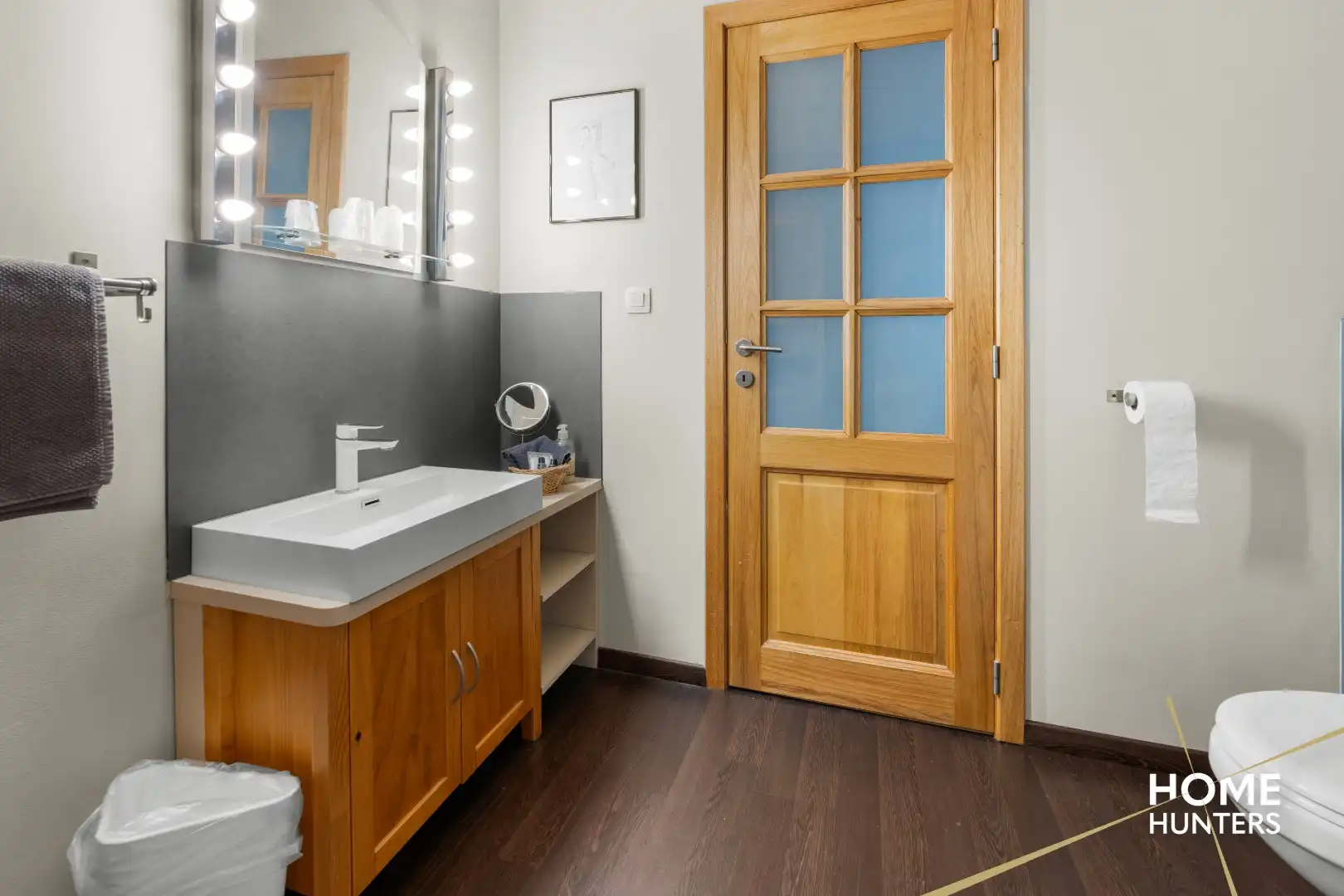 Instapklare exclusieve eigendom met historisch bijgebouw en hoogwaardige afwerking in een oase van rust en ruimte foto 17