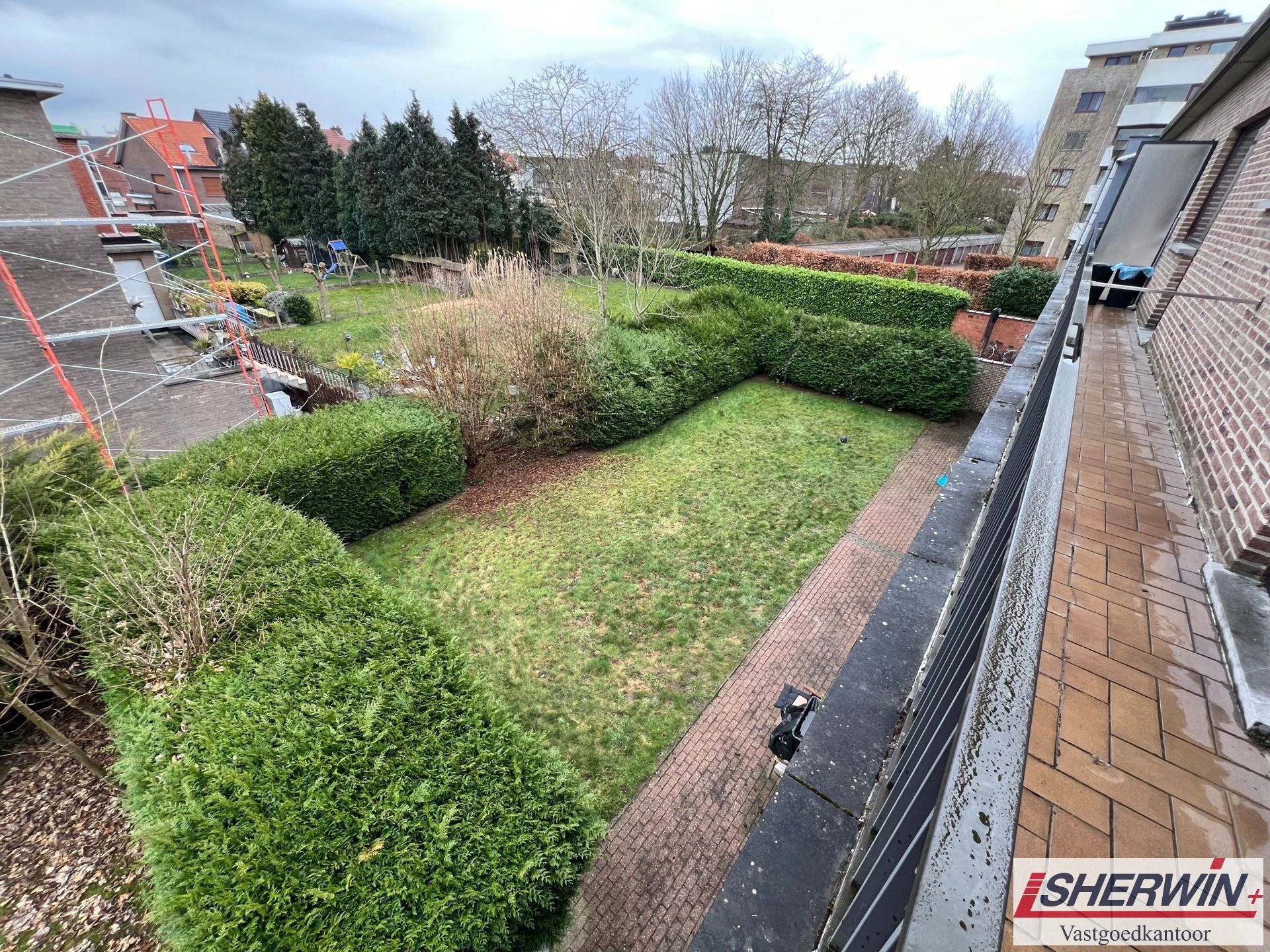 Deel van zeer goed gelegen appartementsgebouw in centrum foto 19
