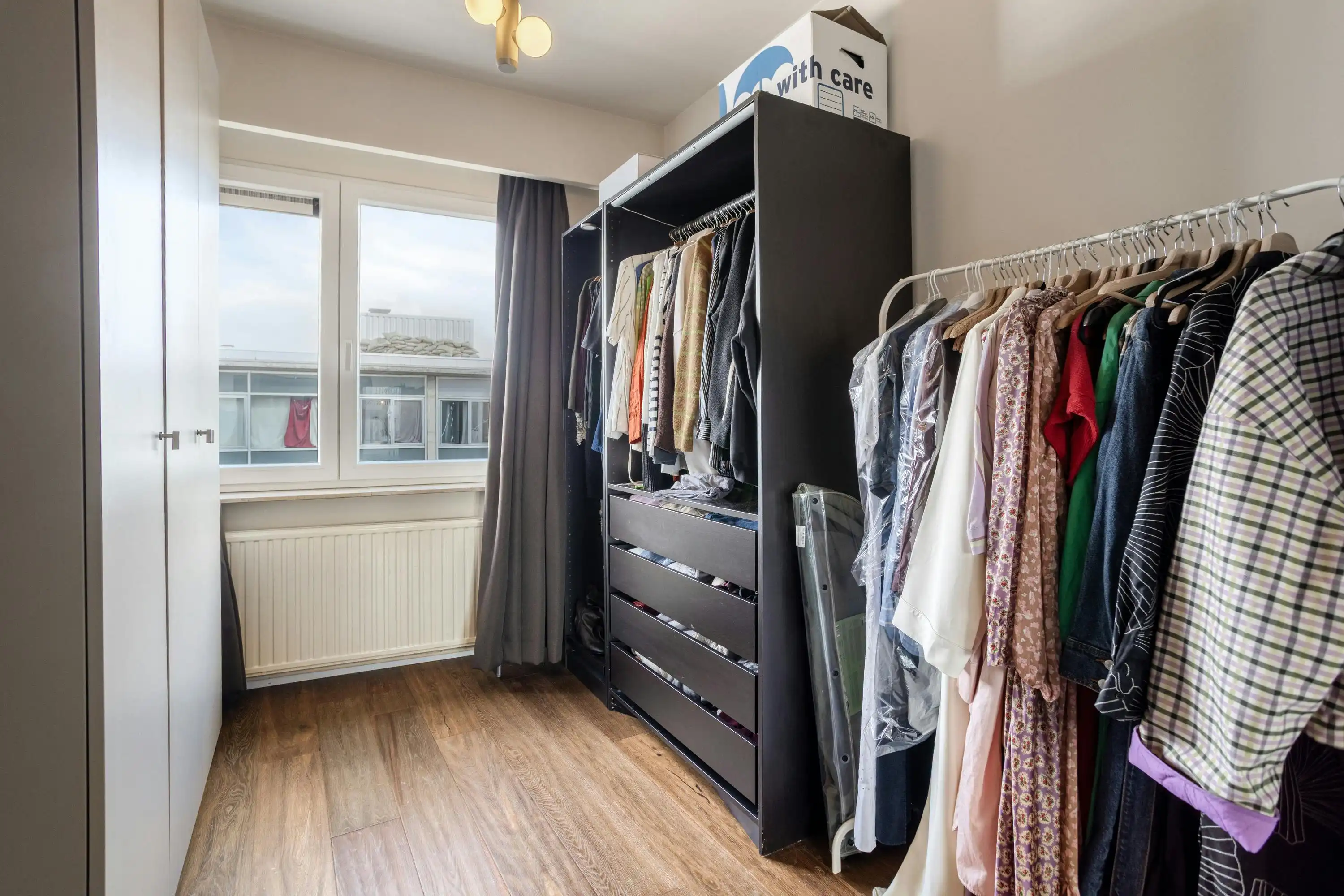 Kwalitatief appartement met 3 slaapkamers te koop in Merksem foto 13