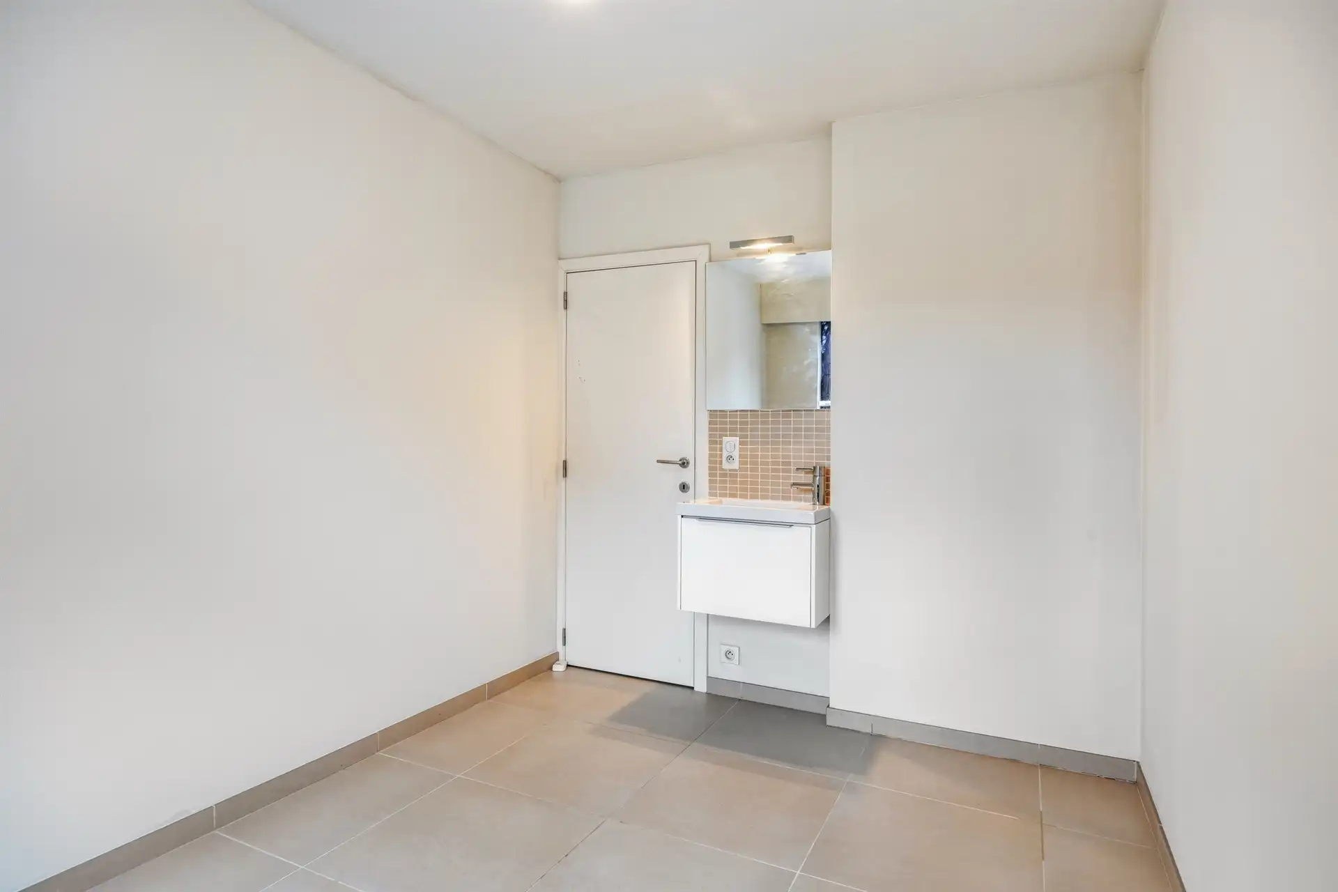 Appartement met groot Zuidwest georiënteerd terras foto 13