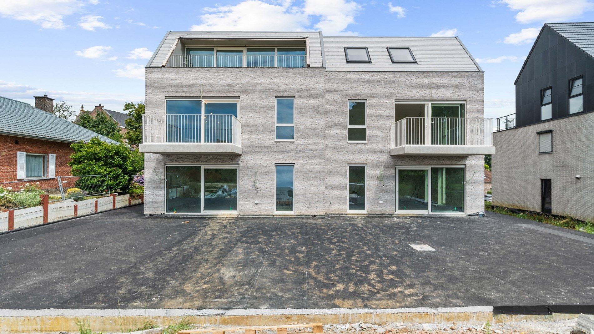 PELLENBERG - grote penthouse 175m2 foto {{pictureIndex}}