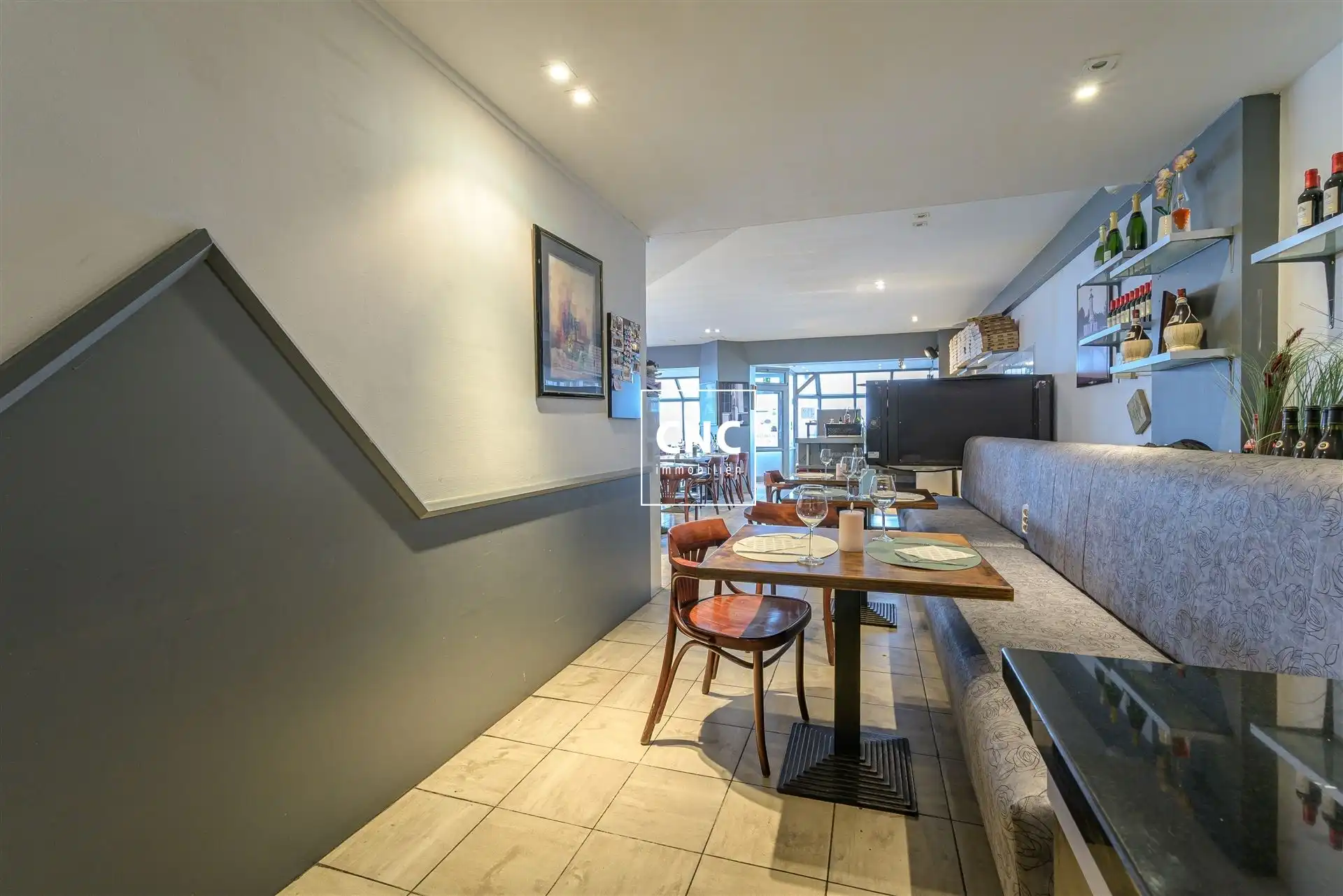 Zeer ruim en instapklaar handelspand aan Zeedijk-Heist foto 16