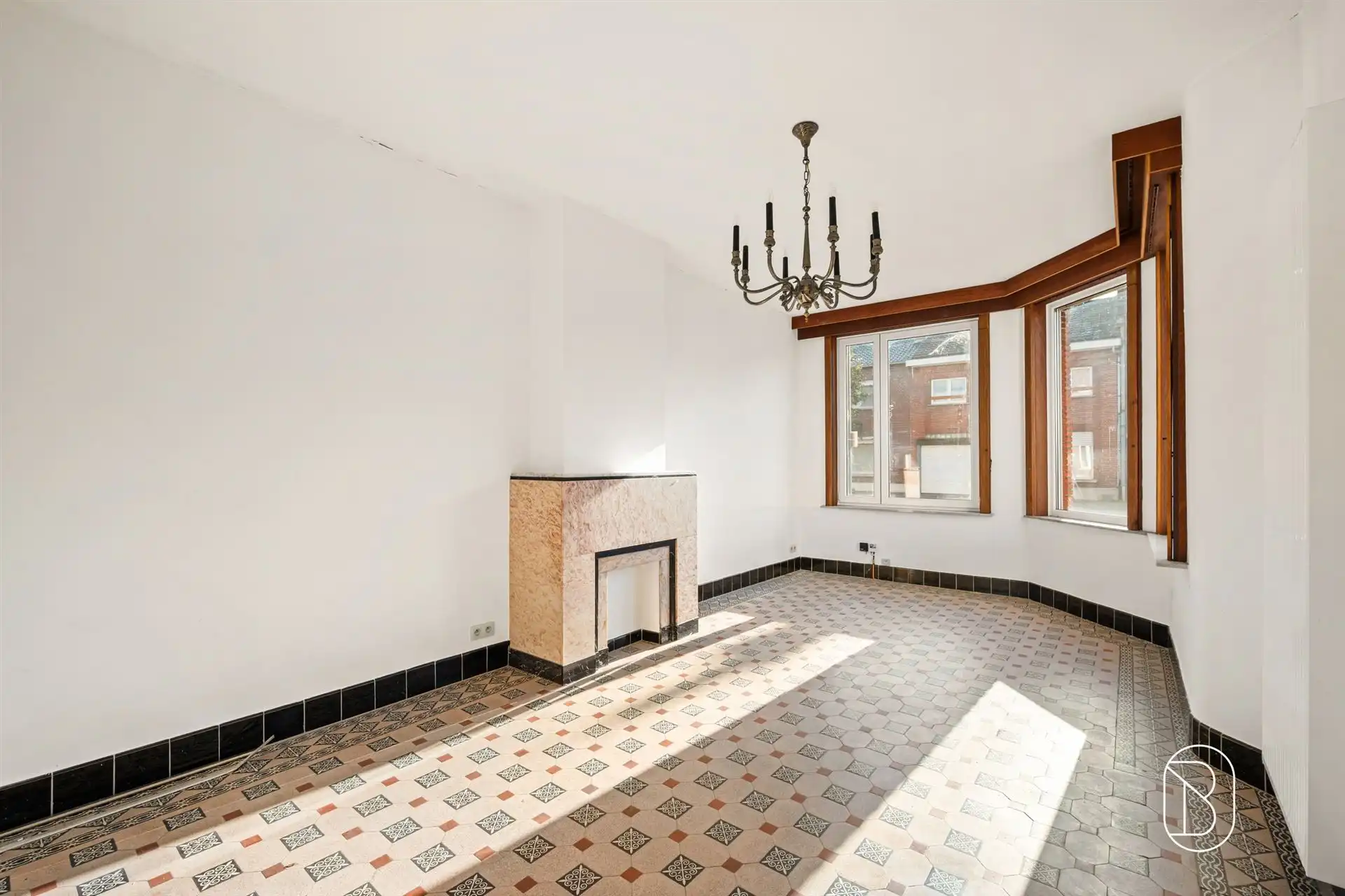 Karaktervolle herenwoning met 5 slaapkamers te Harelbeke foto 4