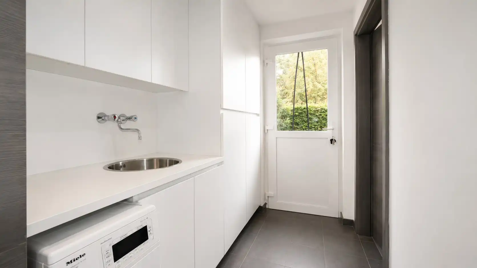 Ruime halfopen bebouwing te Lokeren foto 5