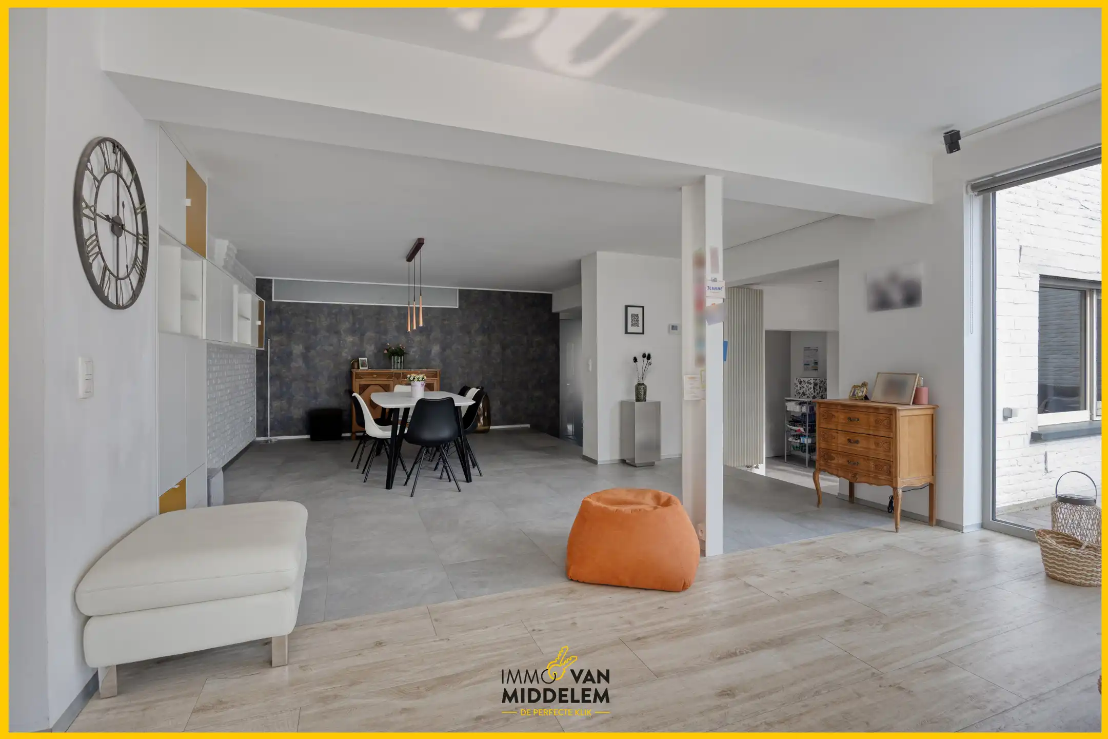 RUIME WONING MET 5 KAMERS, TERRAS, TUIN & PARKING foto 4