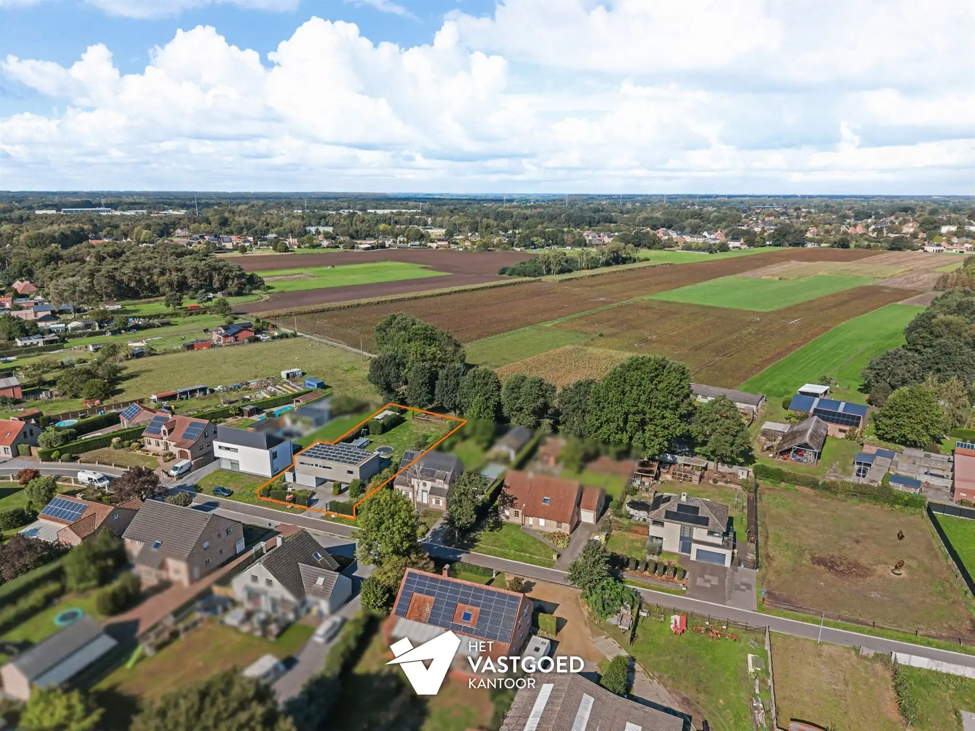 RUIME, RECENTE WONING OP TOP-LIGGING! foto 33
