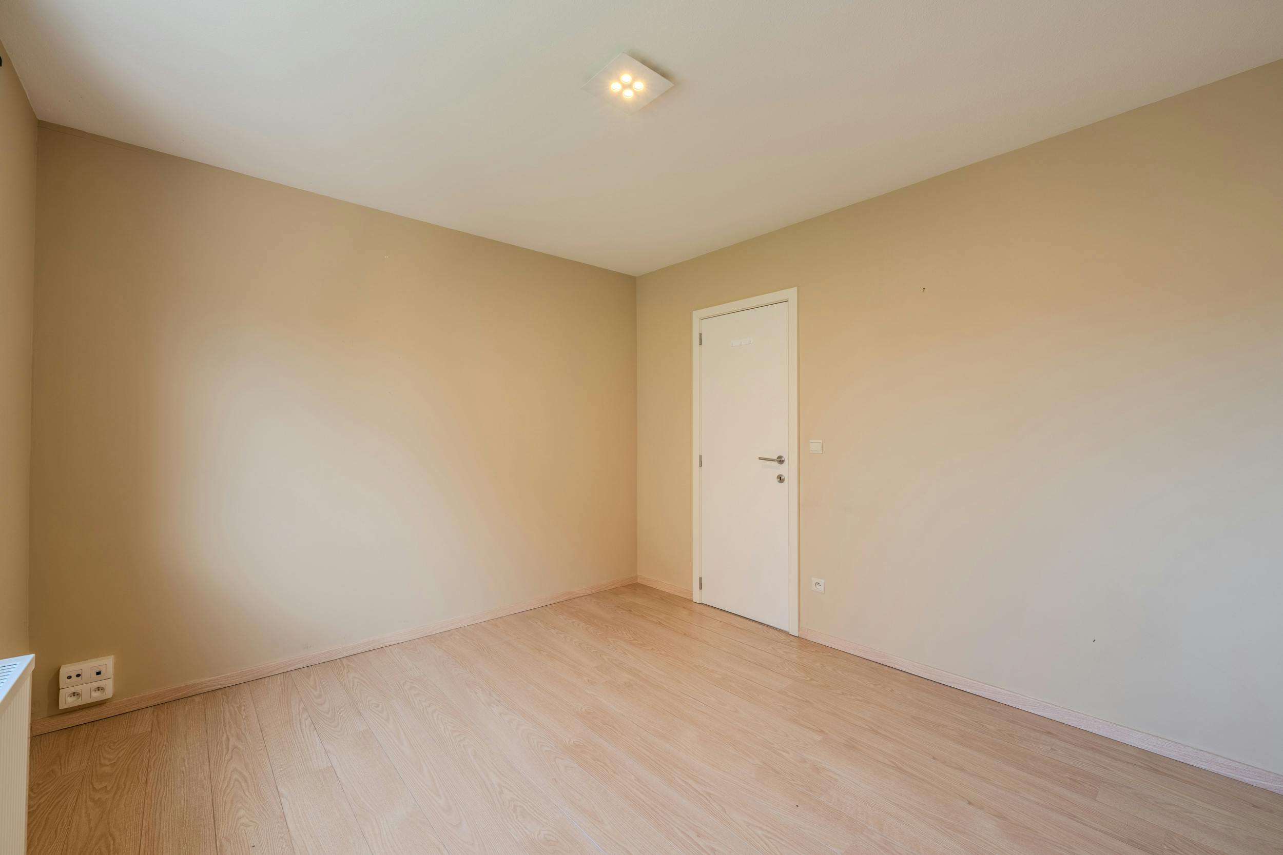 Prachtig duplexappartement met 4 slaapkamers en terras foto 12