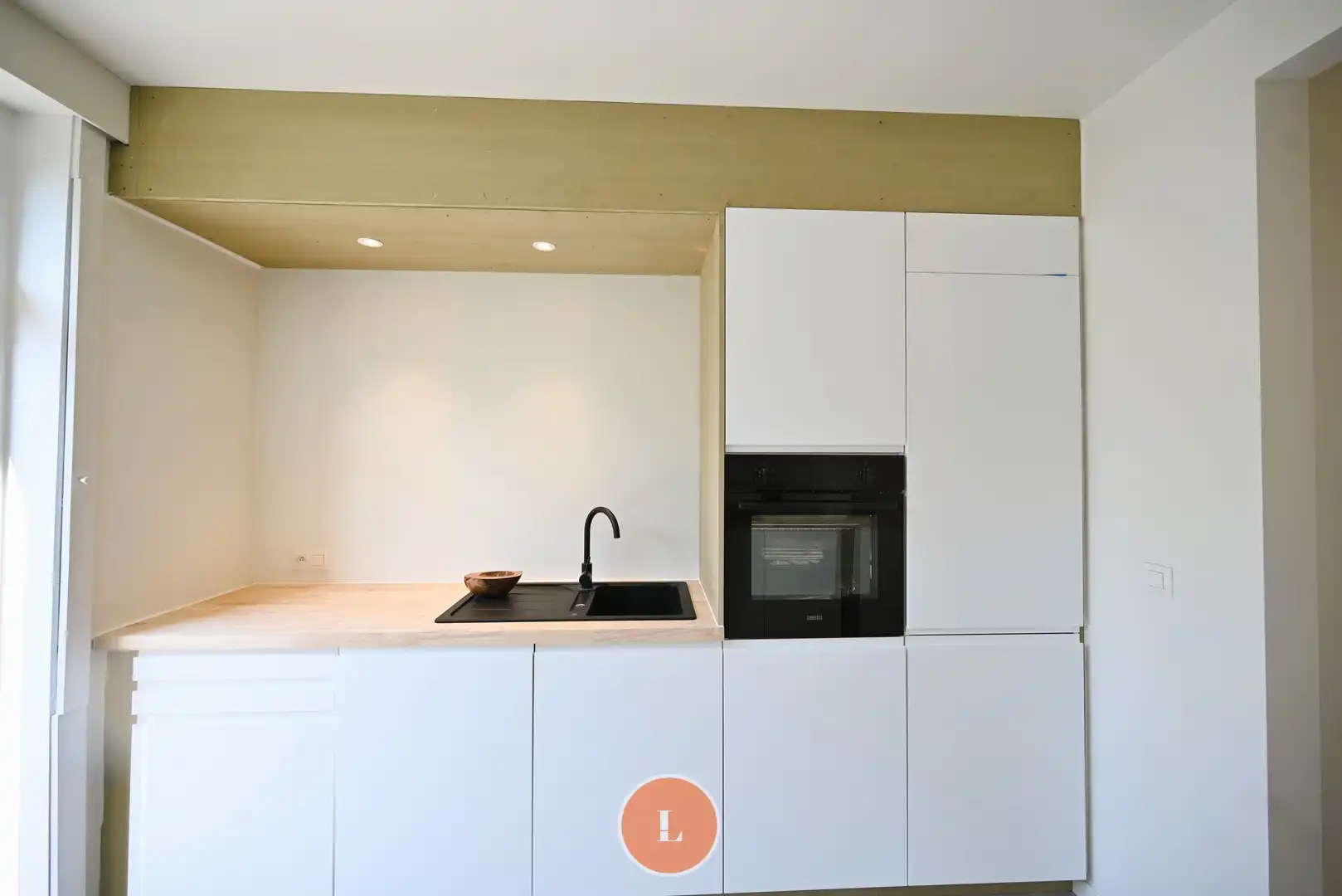 Uniek gelegen gerenoveerde woning te koop in het centrum van Menen.&nbsp; foto 6