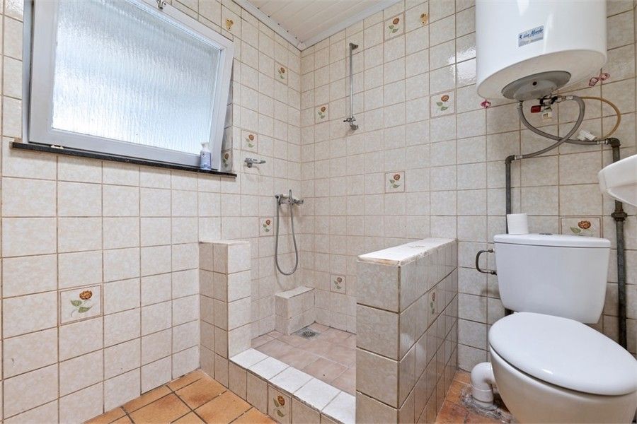 TE RENOVEREN RIJWONING VLAKBIJ HET CENTRUM VAN SINT-TRUIDEN foto 13