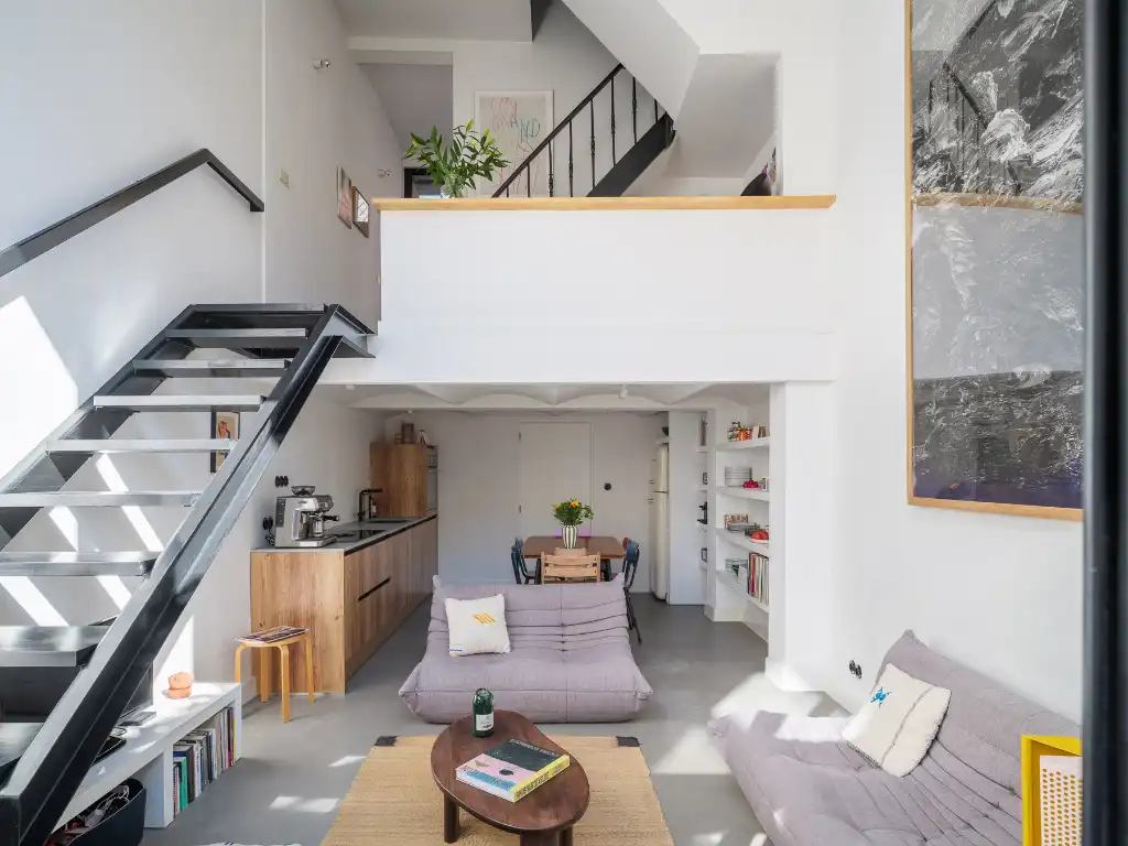 Karaktervolle burgerwoning die baadt in natuurlijk licht, met drie slaapkamers en een aangename buitenruimte op enkele stappen van het historische centrum. foto 10