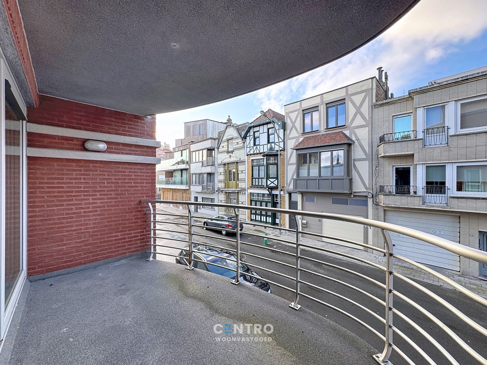 CENTRAAL gelegen appartement met 3 slpks en 2 badks! foto 15