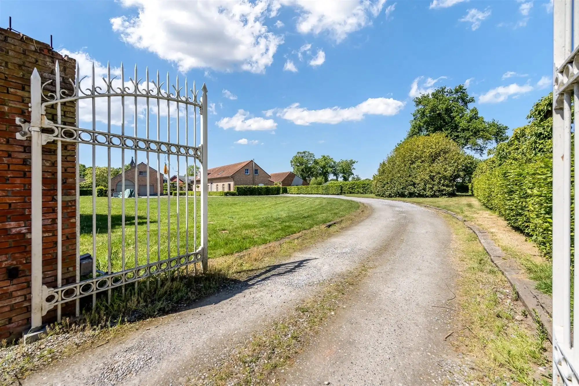 UNIEK EIGENDOM TE PAAL OP PERCEEL VAN MAAR LIEFST 1,2 HECTARE foto 90