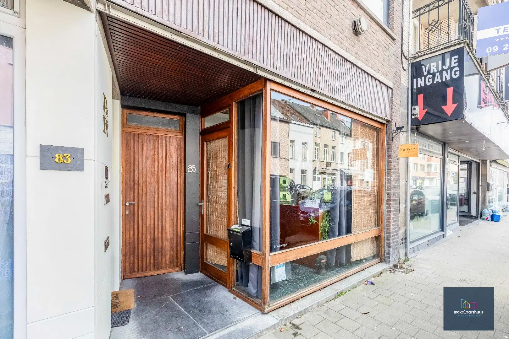 Woning met 3 slaapkamers en verrassende tuin met bijgebouwen foto 2