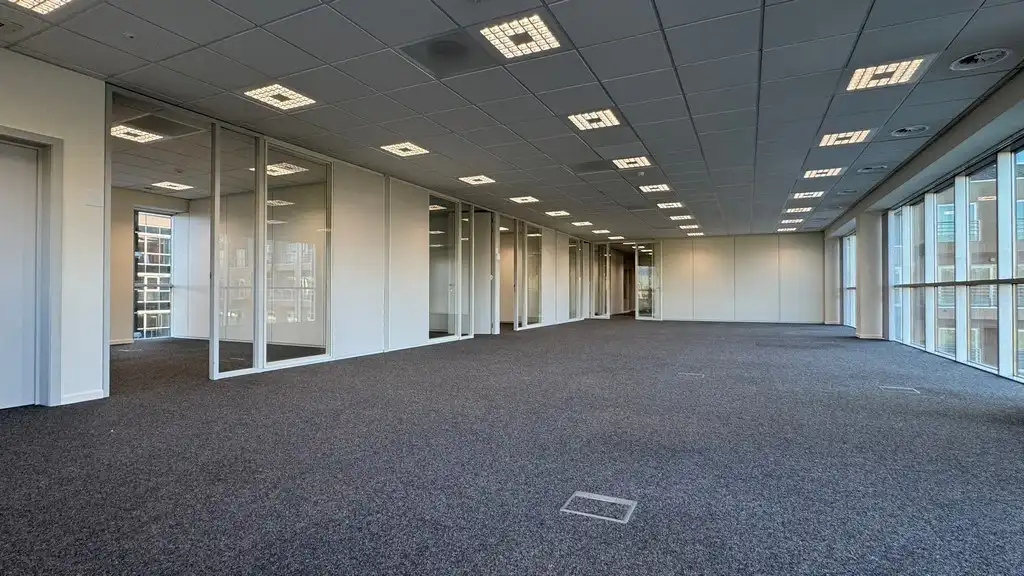 Standalone kantoorgebouw te huur langs R4 in Merelbeke-Melle foto 22