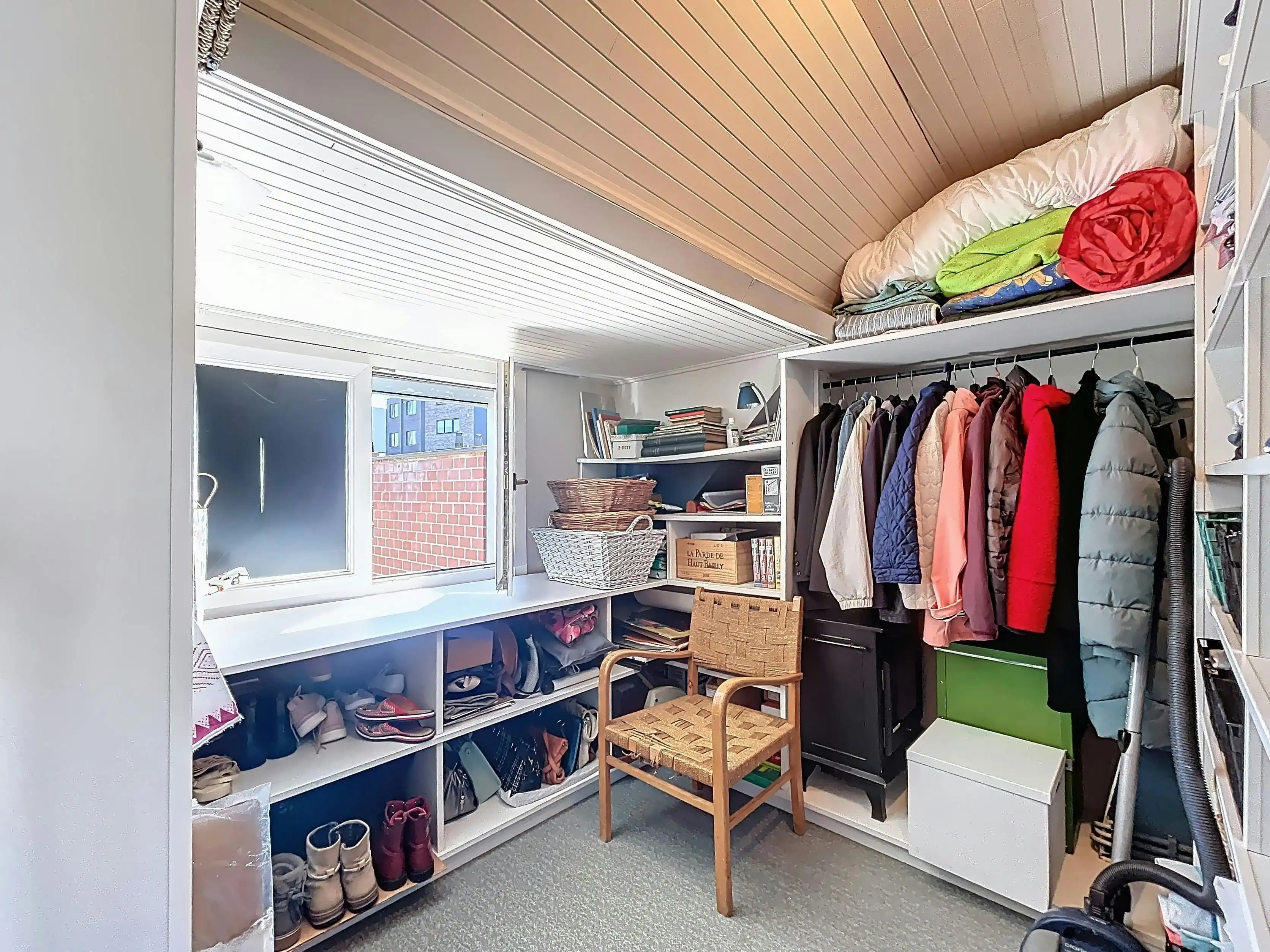 Charmante woning in hartje Deinze foto 14