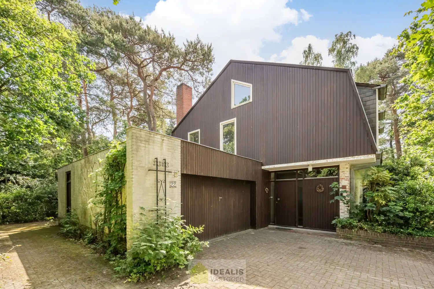 TE RENOVEREN WONING MET 5 SLAAPKAMERS OP EEN PRACHTIG PERCEEL VAN 15A 75CA OP EEN UITZONDERLIJKE RUSTIGE EN GROENE LIGGING IN EEN DE VILLAWIJK ACHEL STATIE foto 4