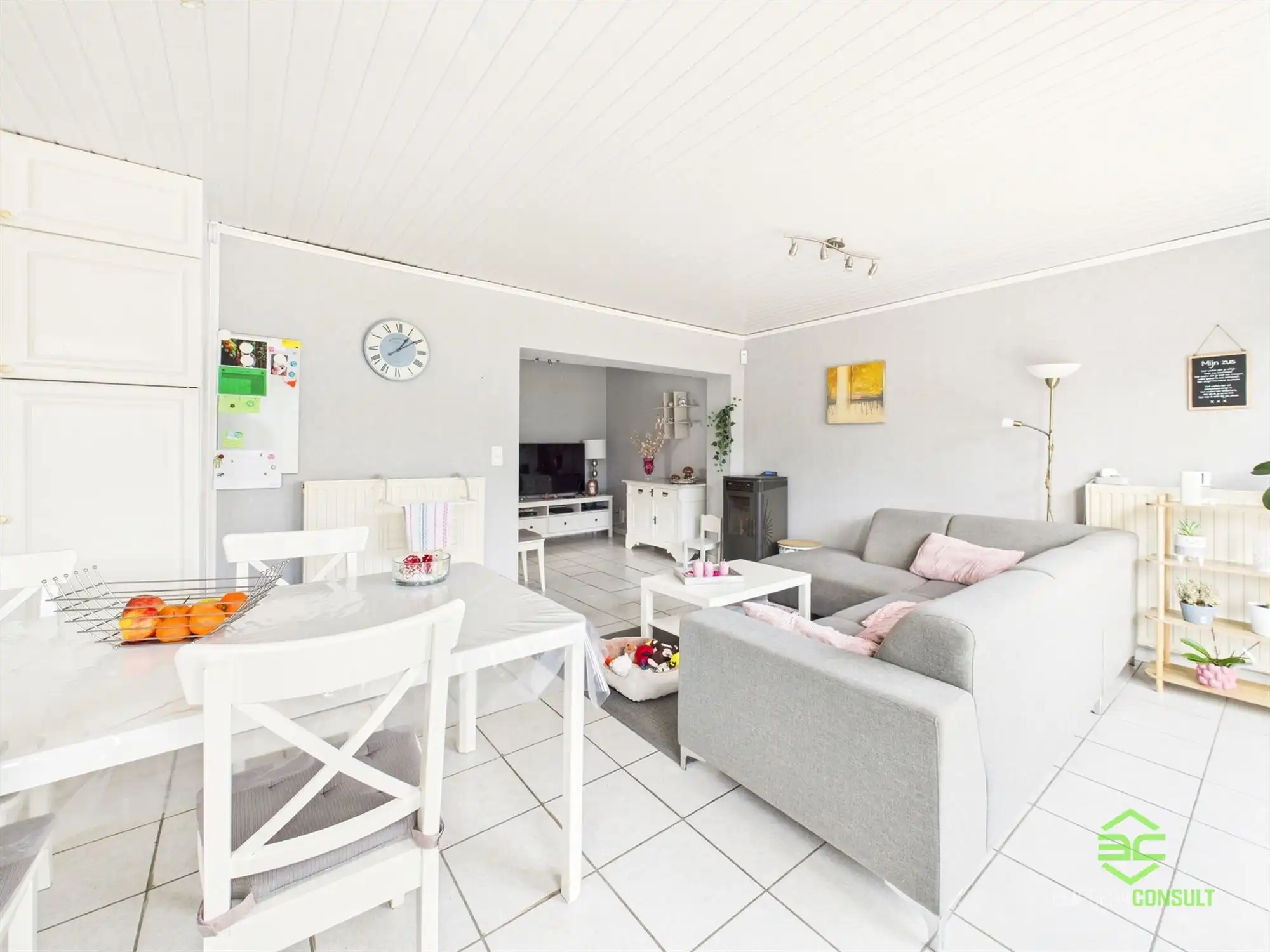 Gezinswoning met 3 slpk op 10a68ca in het centrum! foto 9