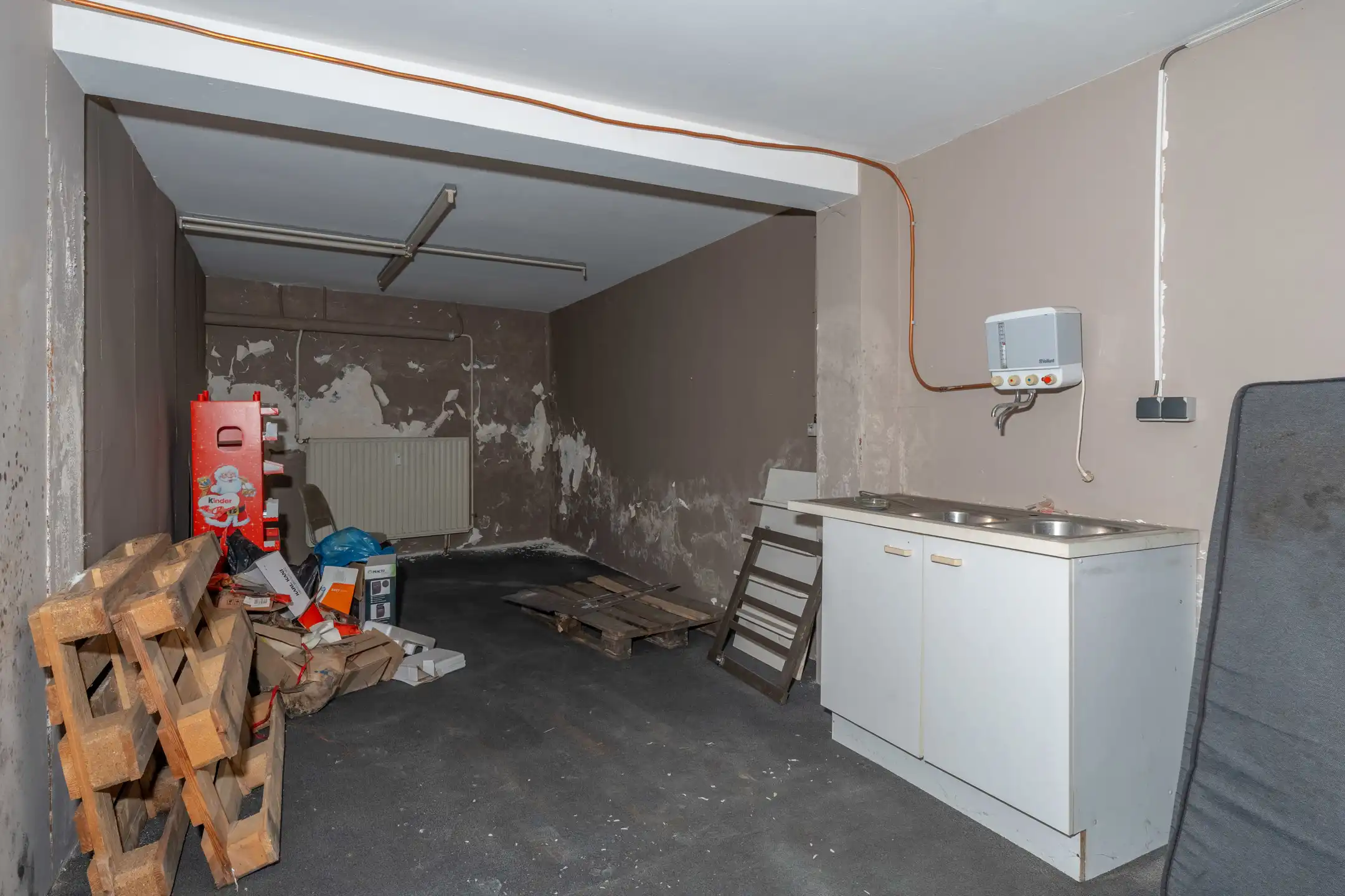 Ruim handelspand met mooie vitrinebreedte, centraal gelegen te Turnhout foto 16