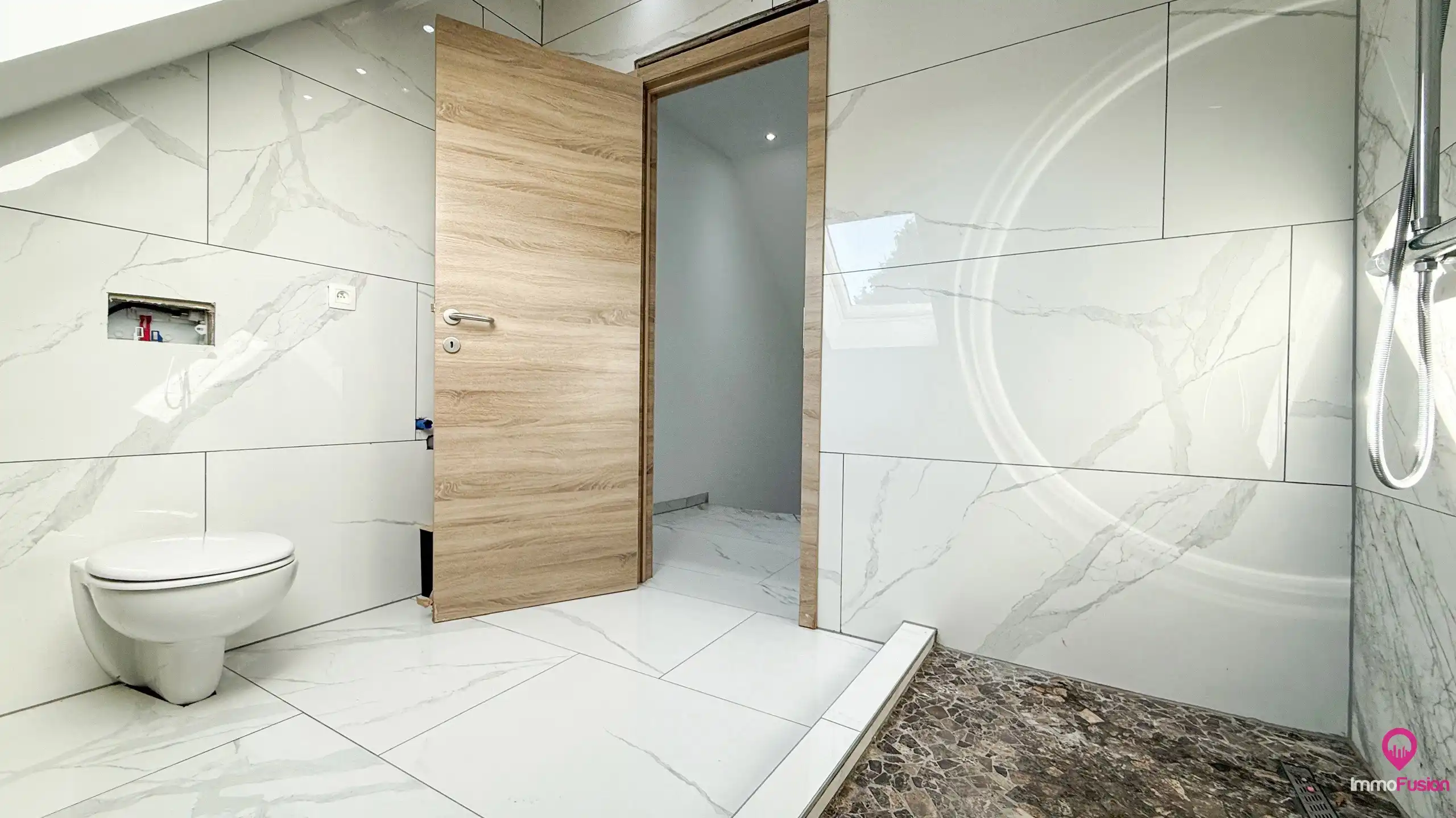 Instapklare woning met 5 slpks op riant perceel te Paal! foto 33