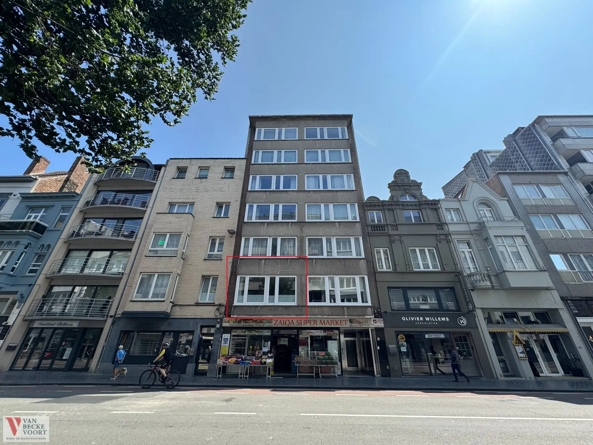 Ruim appartement met 2 slaapkamers foto 10