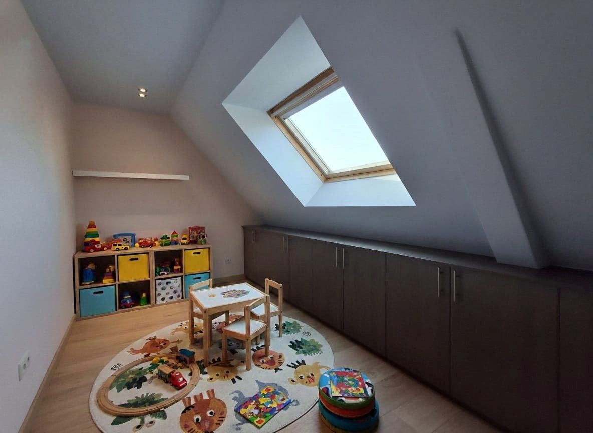 RUIME, GEZELLIGE WONING MET 4 SLAAPKAMERS EN TUIN foto 12