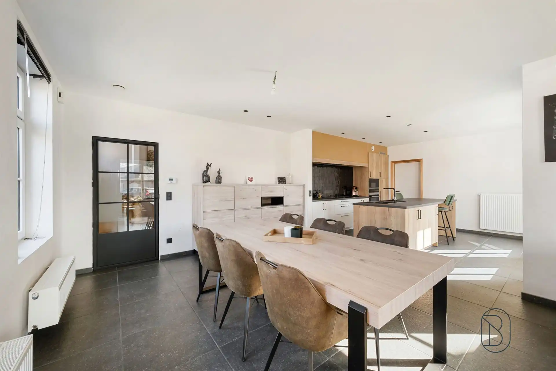 Recente, luxueuze en energiezuinige vrijstaande woning! foto 4
