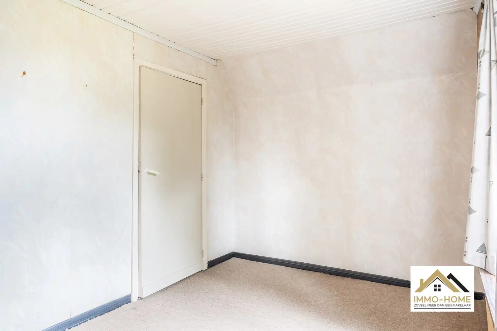 Op te frissen woning op topligging in centrum Lochristi!  foto 22