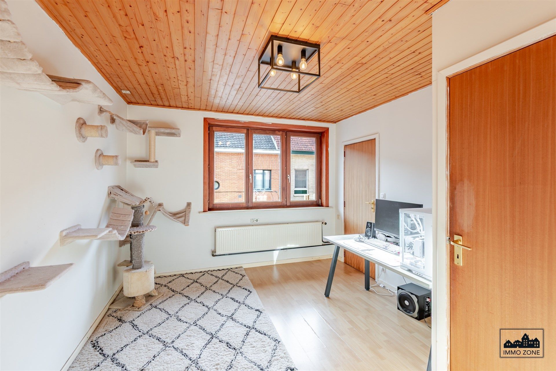 Gezellige woning met 4 slaapkamers in Sint-Niklaas foto 8
