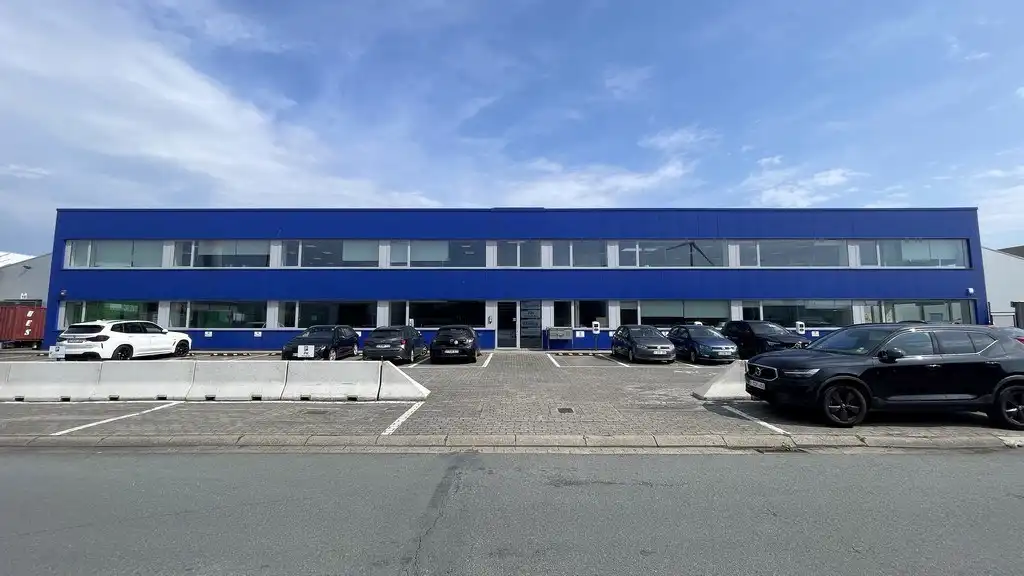 Kantoor te huur in Schomhoeve Logistic Center in haven Antwerpen foto {{pictureIndex}}