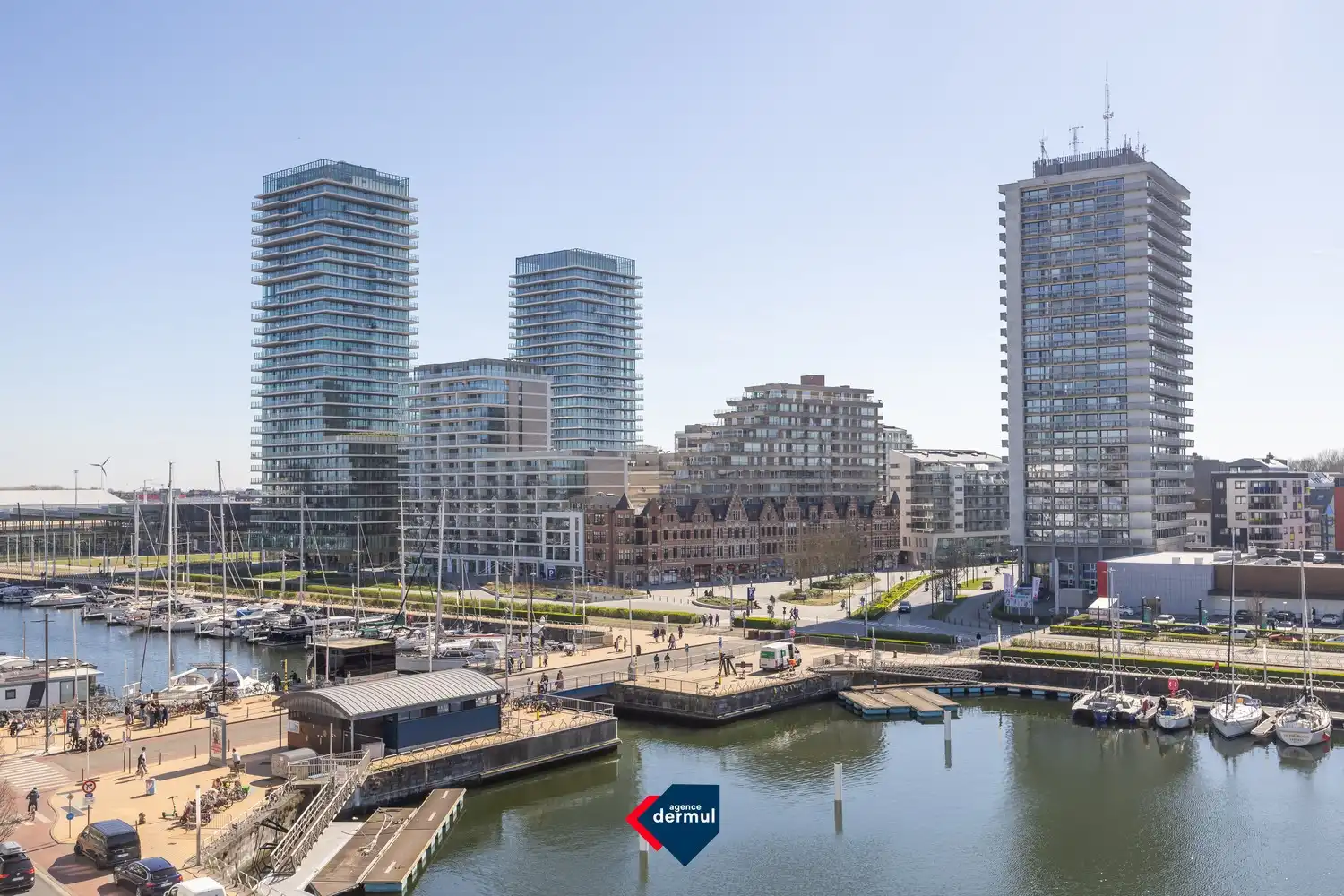 RESIDENTIE MERCATOR foto {{pictureIndex}}