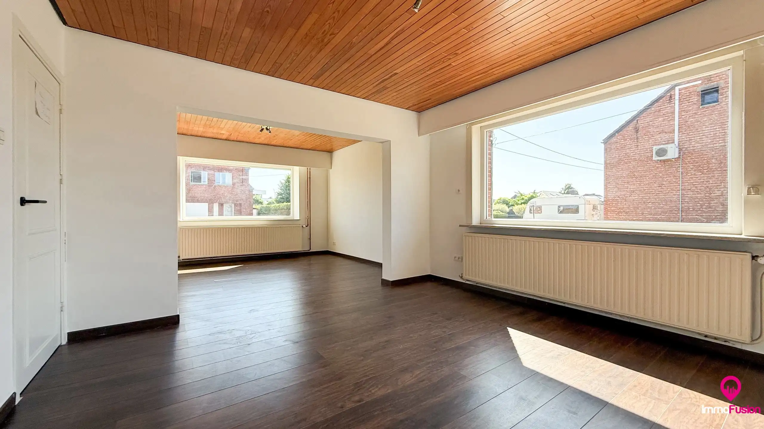 Charmante woning met 3 slaapkamers en ruime tuin! foto 7