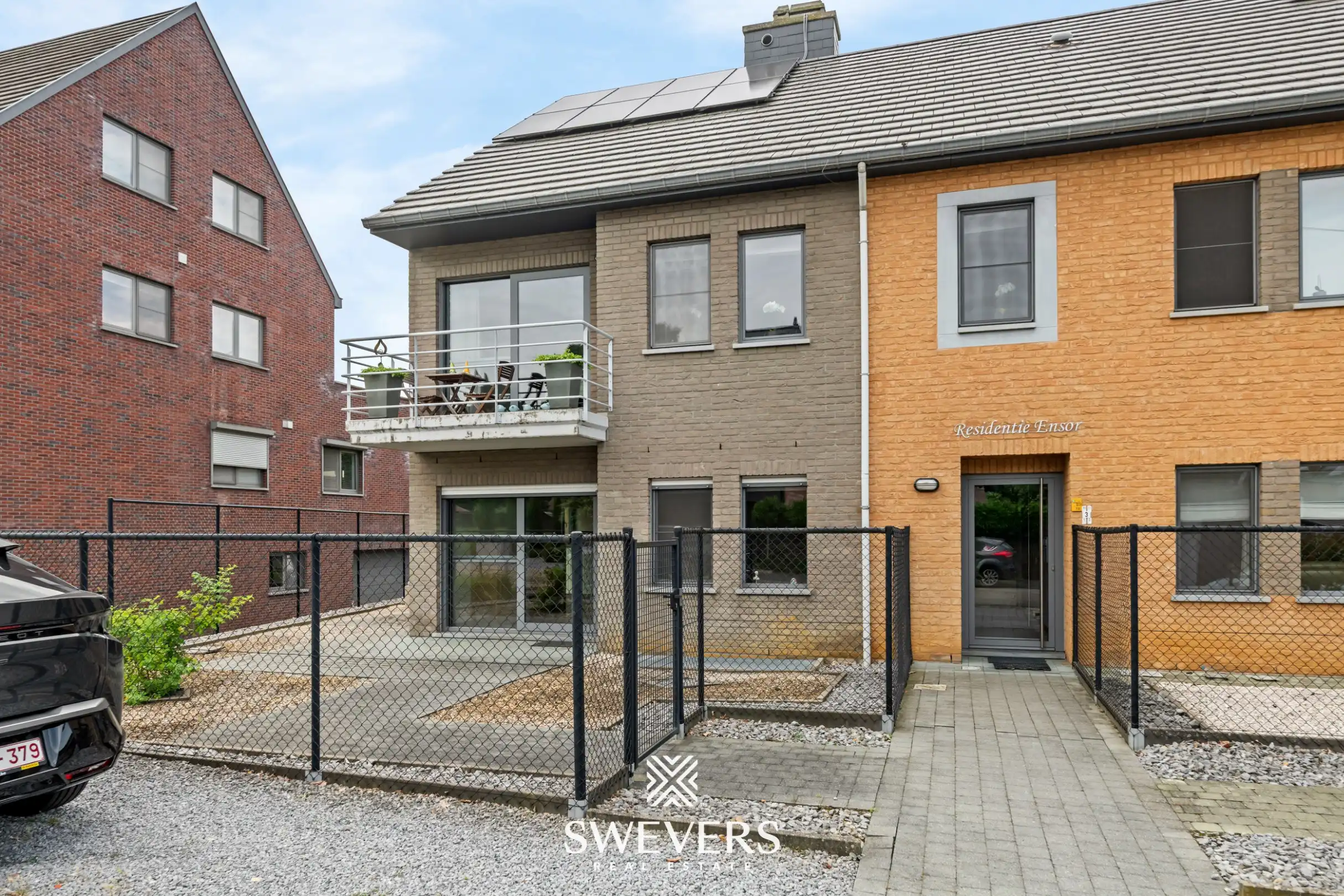 Ruim gelijkvloers appartement met tuin en ondergrondse autostaanplaats foto 23