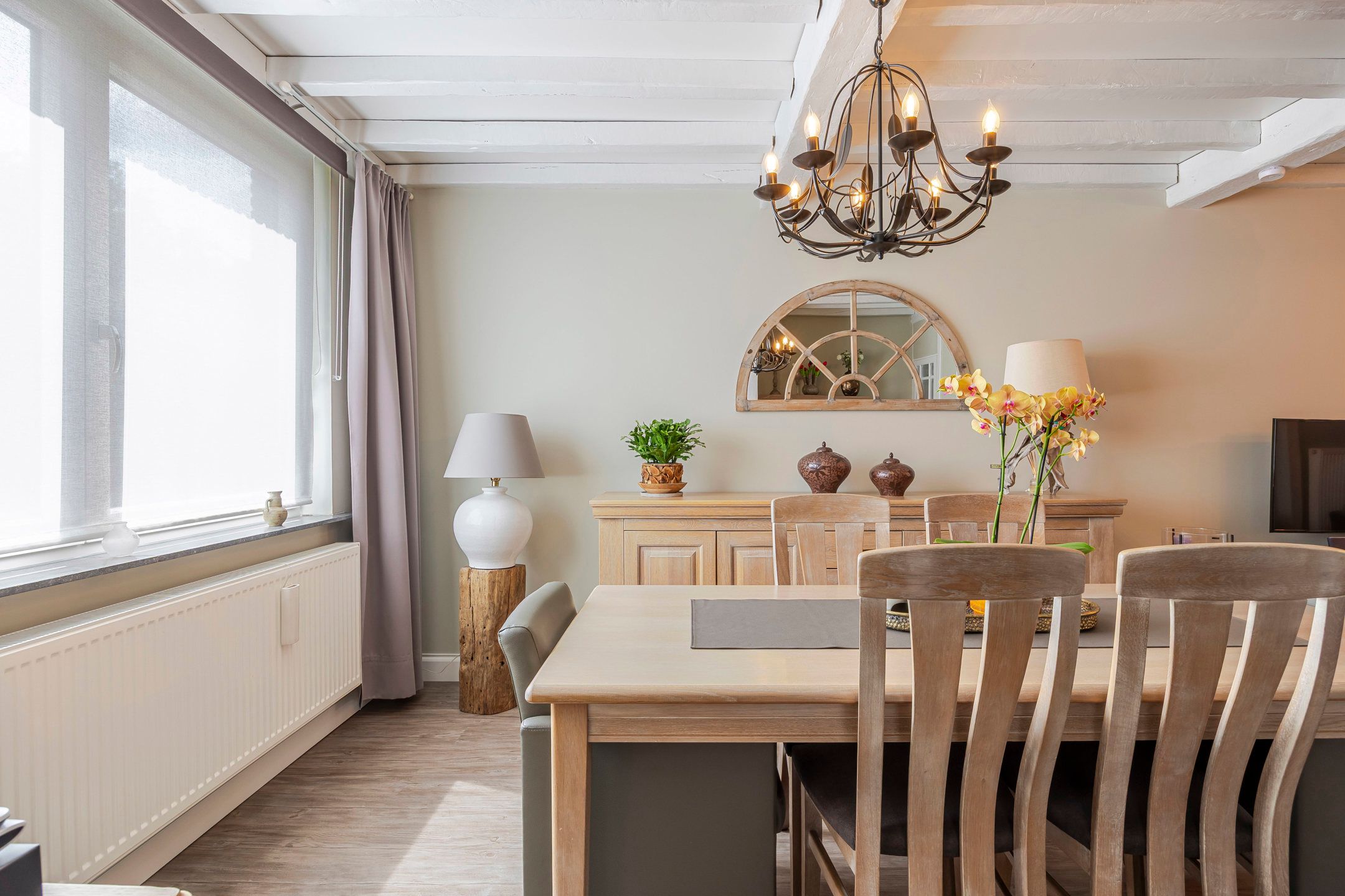 Instapklare rijwoning op uitstekende locatie foto 7