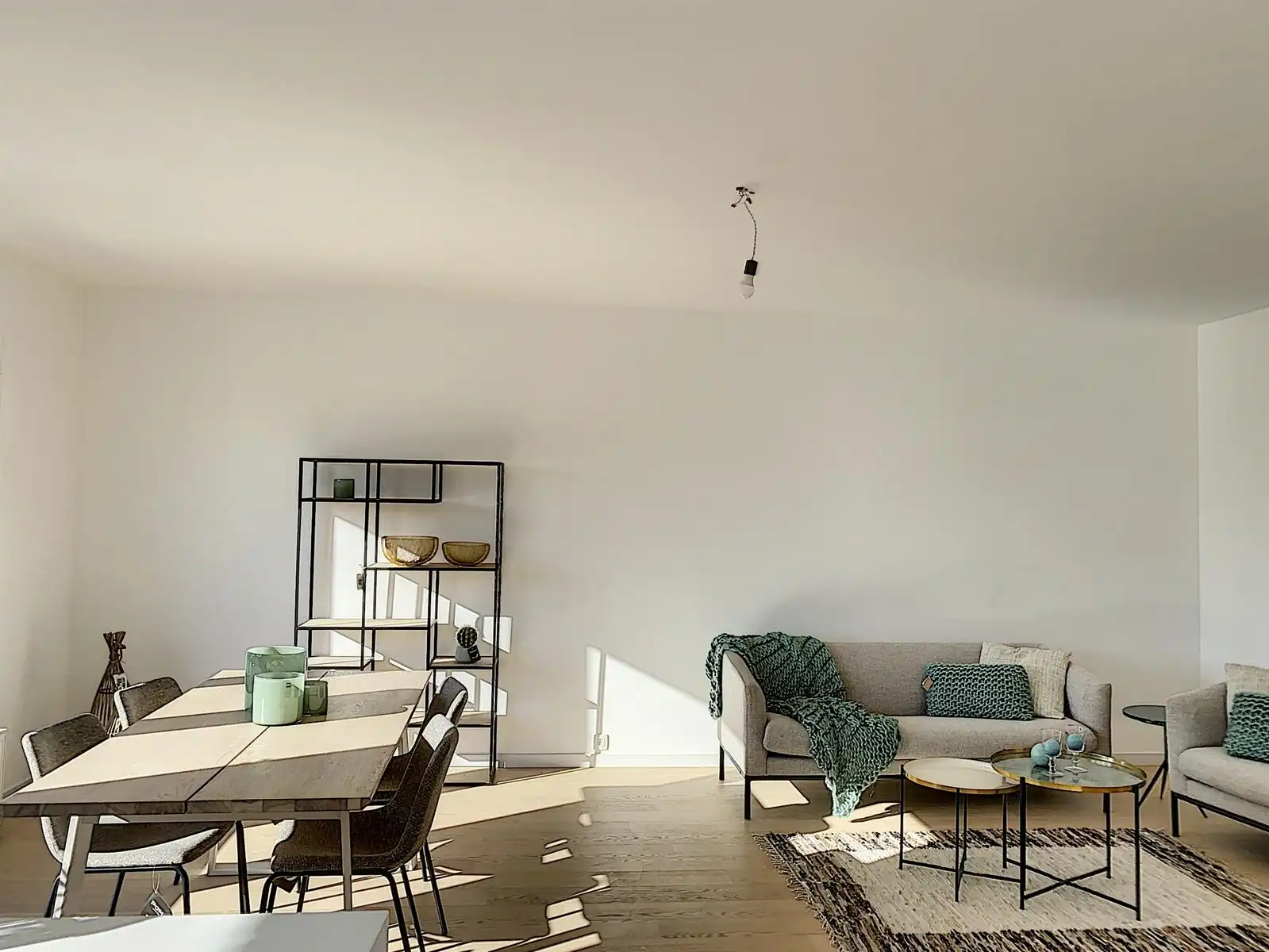 Prachtig vernieuwd appartement in rustige straat met ideale verbinding A12-E19 foto 12