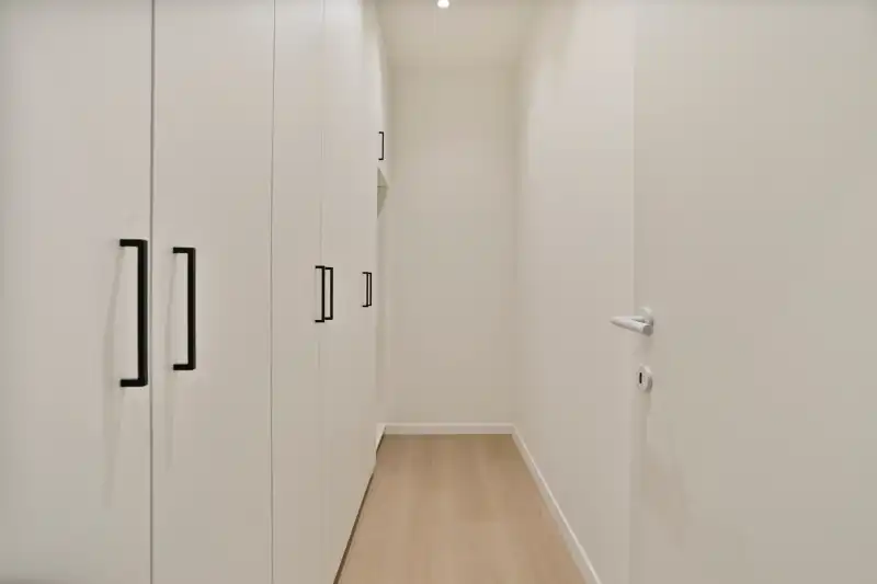 Verscholen achter een charmante groene gevel: prachtig gerenoveerde woning met 3 slaapkamers foto 10