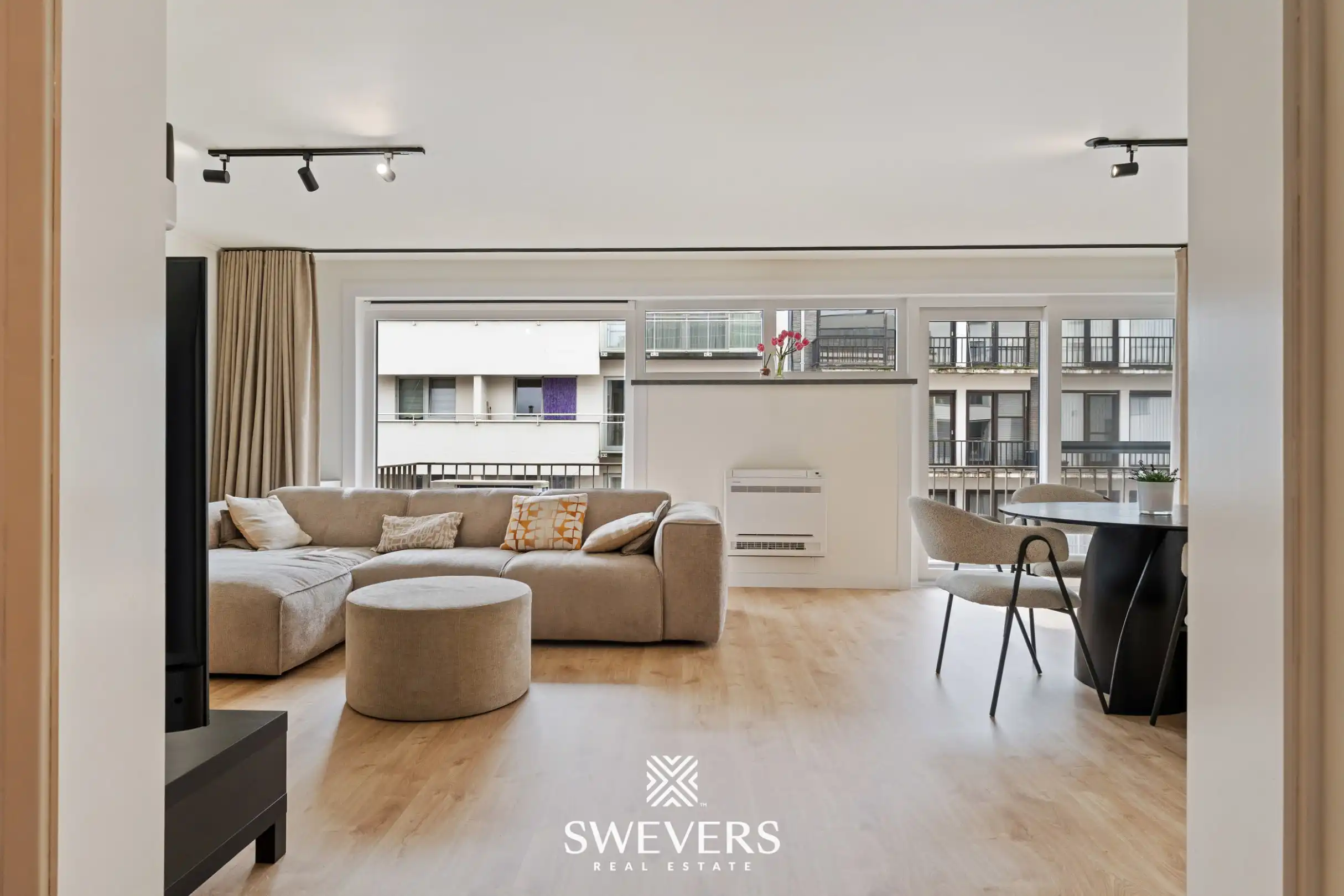 Instapklaar appartement met 2 slaapkamers en lift in centrum Beringen  foto 6