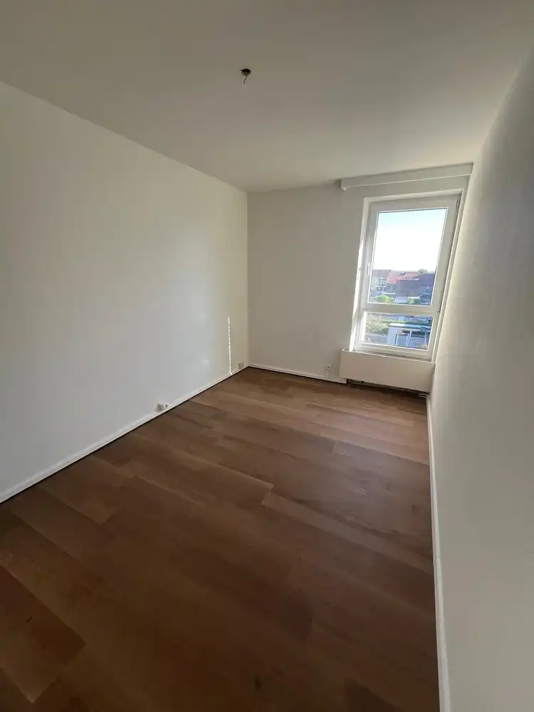 Modern appartement te huur op centrale locatie in Sint-Truiden! foto 9