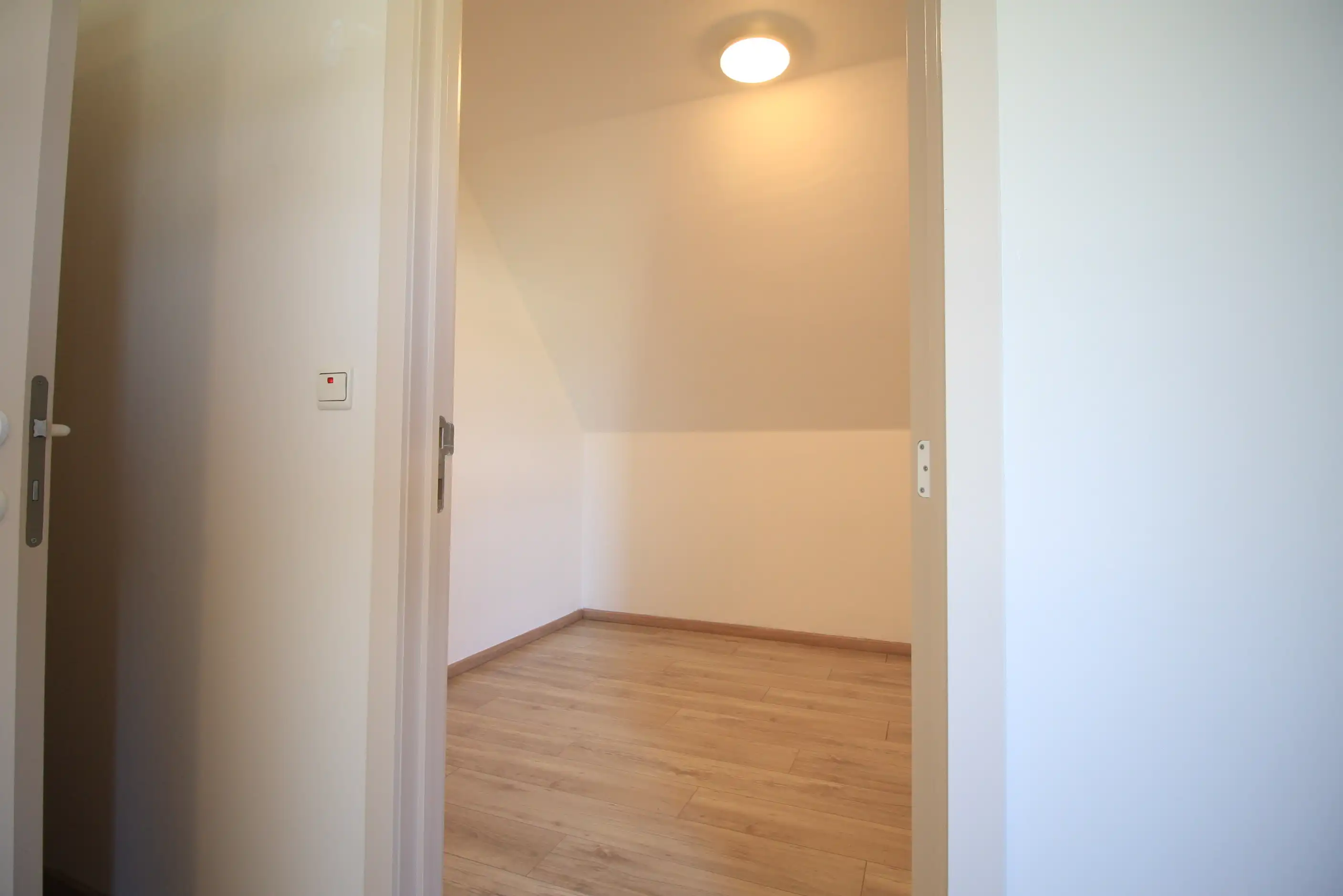 Villa met tuin en carport te huur in Kruishoutem -  Kruisem. 3 slaapkamers foto 19