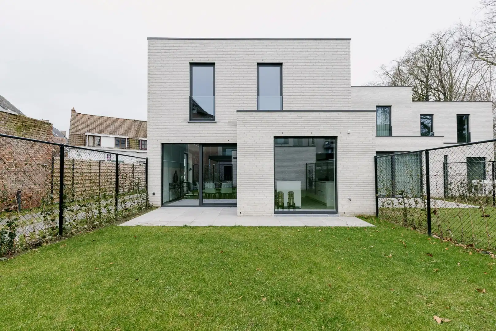 Instapklare nieuwbouwwoning in hartje Harelbeke - 6% btw! foto 2