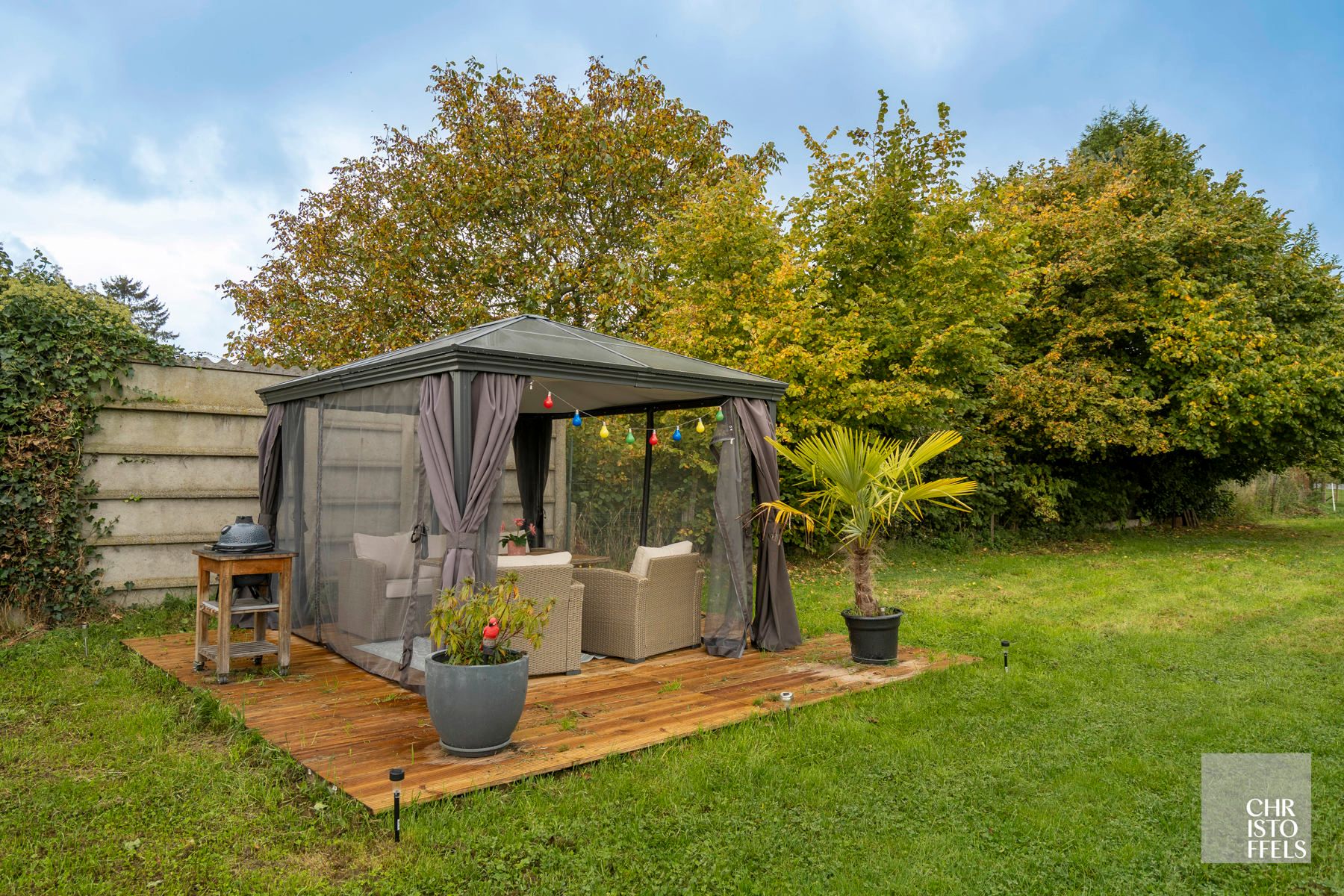 Charmante woning op ruim perceel te Lanaken! foto 14