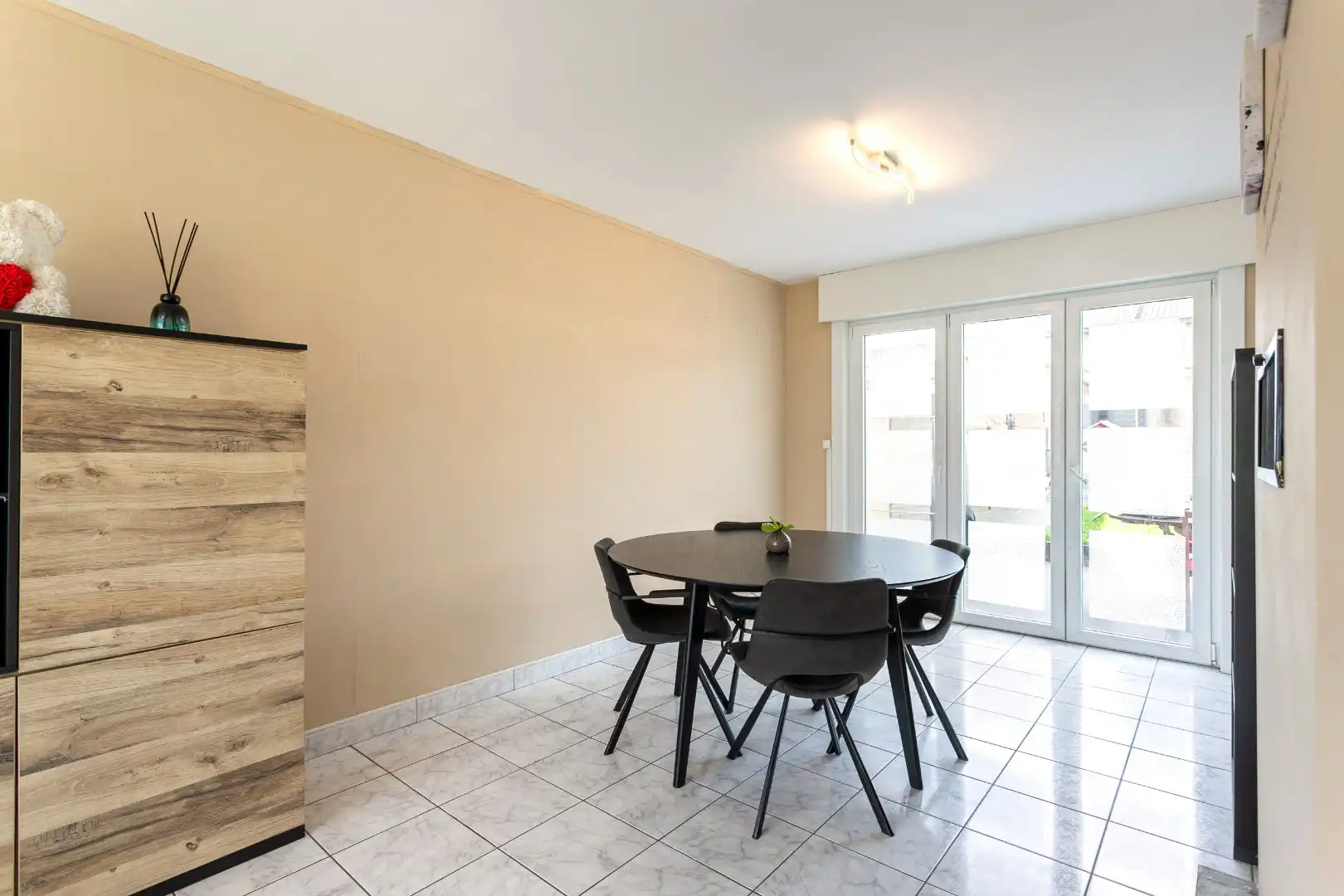 Instapklare woning met 3 slpk, tuin en garage te Lembeek foto 7
